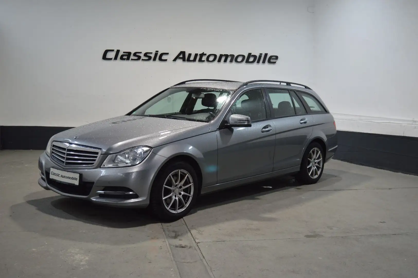Mercedes-Benz C 200 T CDI BlueEfficiency*1.Hand*Navi*AHK*PDC* Grau - 1