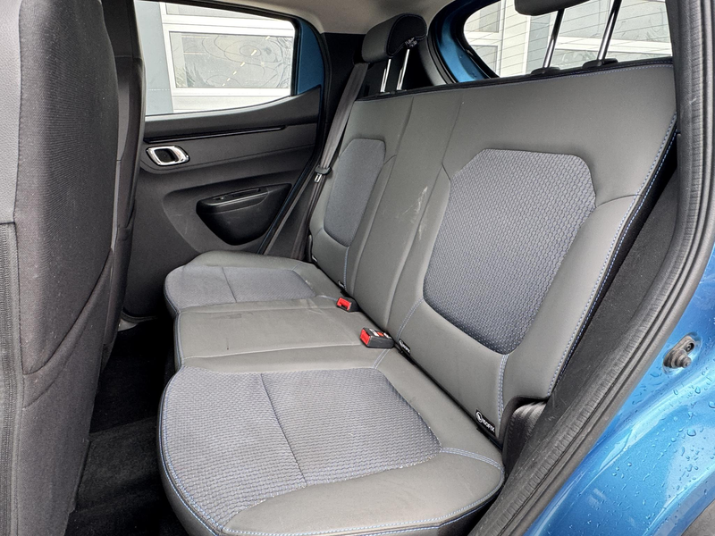 Dacia Spring Comfort Plus (Orange Pack) 27 kWh | Navigatie | Ca — photo 8