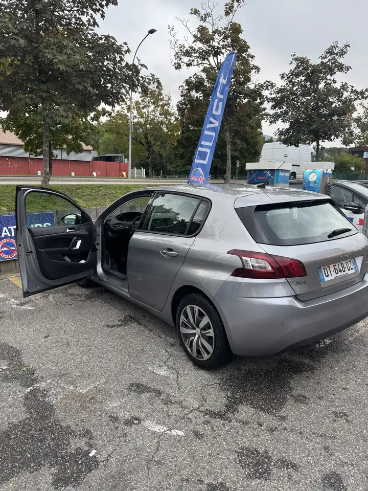 Peugeot 308 AFFAIRE 1.6 HDI 92 FAP BVM5 PACK CD CLIM