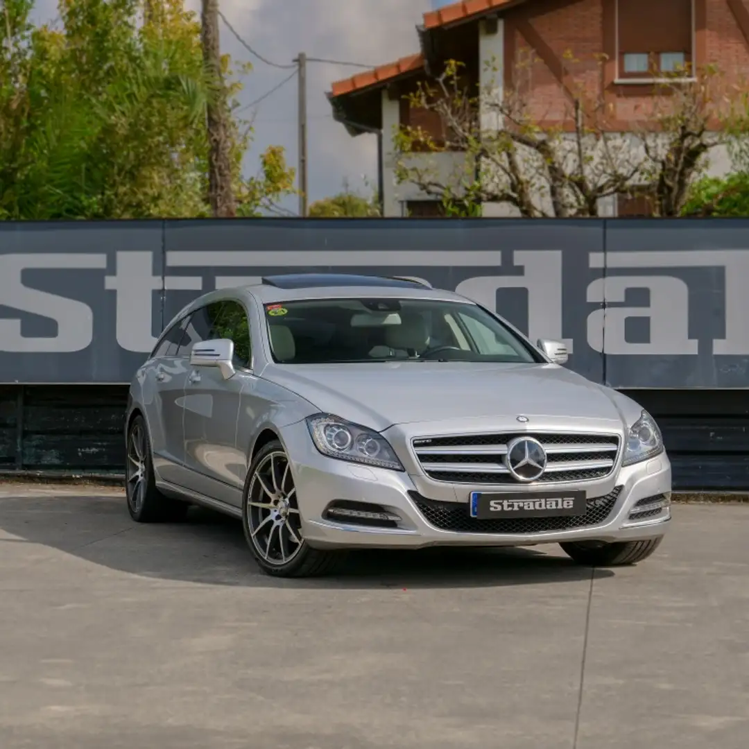 Mercedes-Benz CLS 350 Shooting Brake 350CDI BE (9.75) Aut. Gris - 1