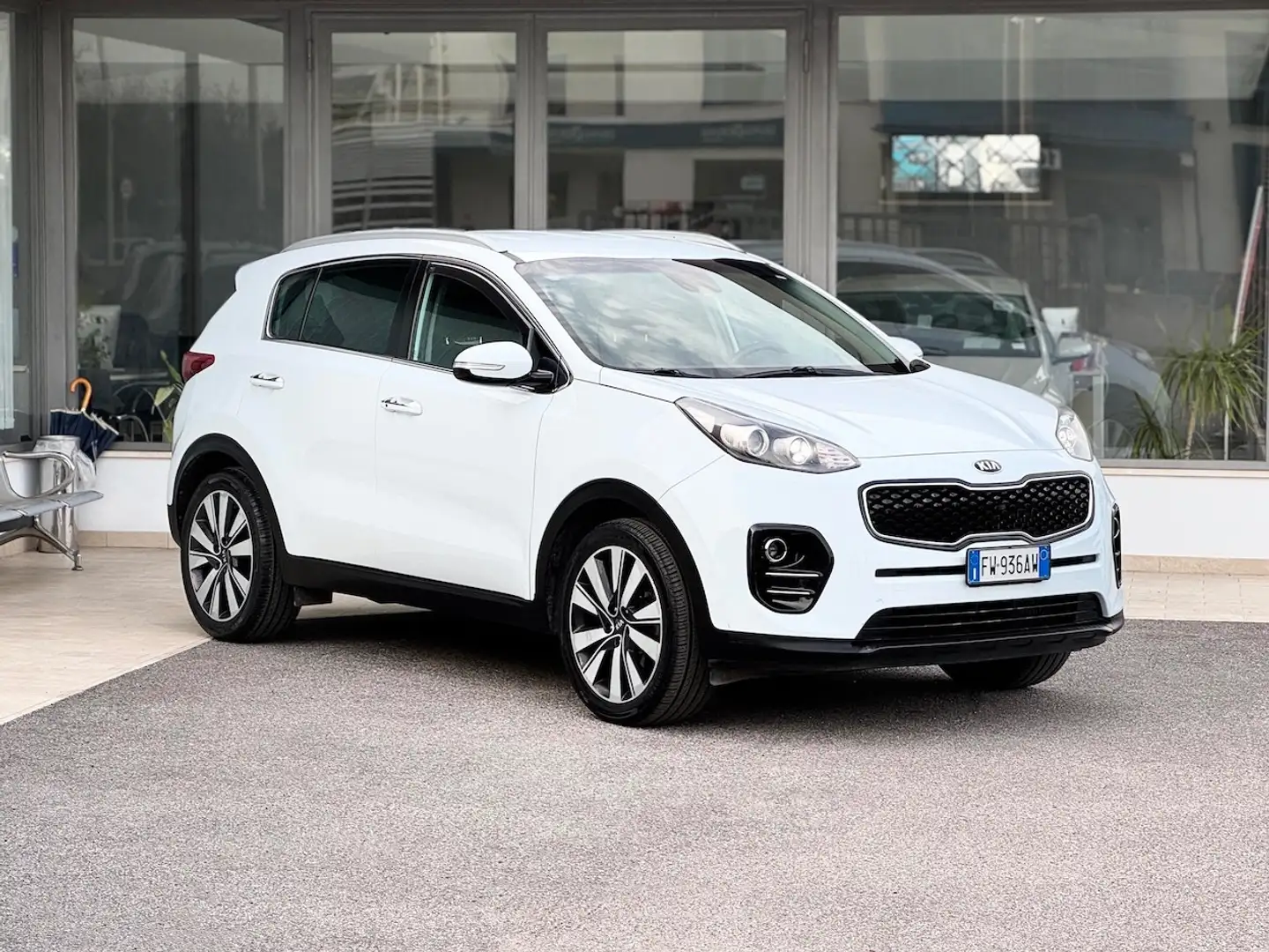 Kia Sportage 1.7 Diesel 115CV E6 - 2019 Bianco - 1