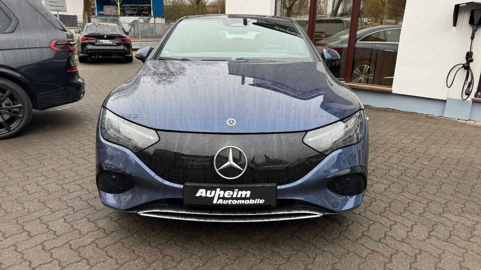 Mercedes-Benz EQE 350 Electric Art PANO DISTRONIC BURMESTER Bleu - 2
