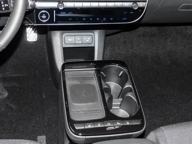 Hyundai Ioniq 5 view 10