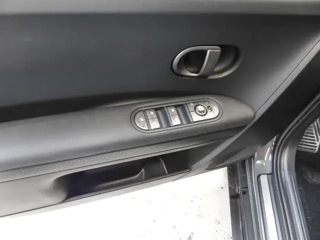 Hyundai Ioniq 5 view 14