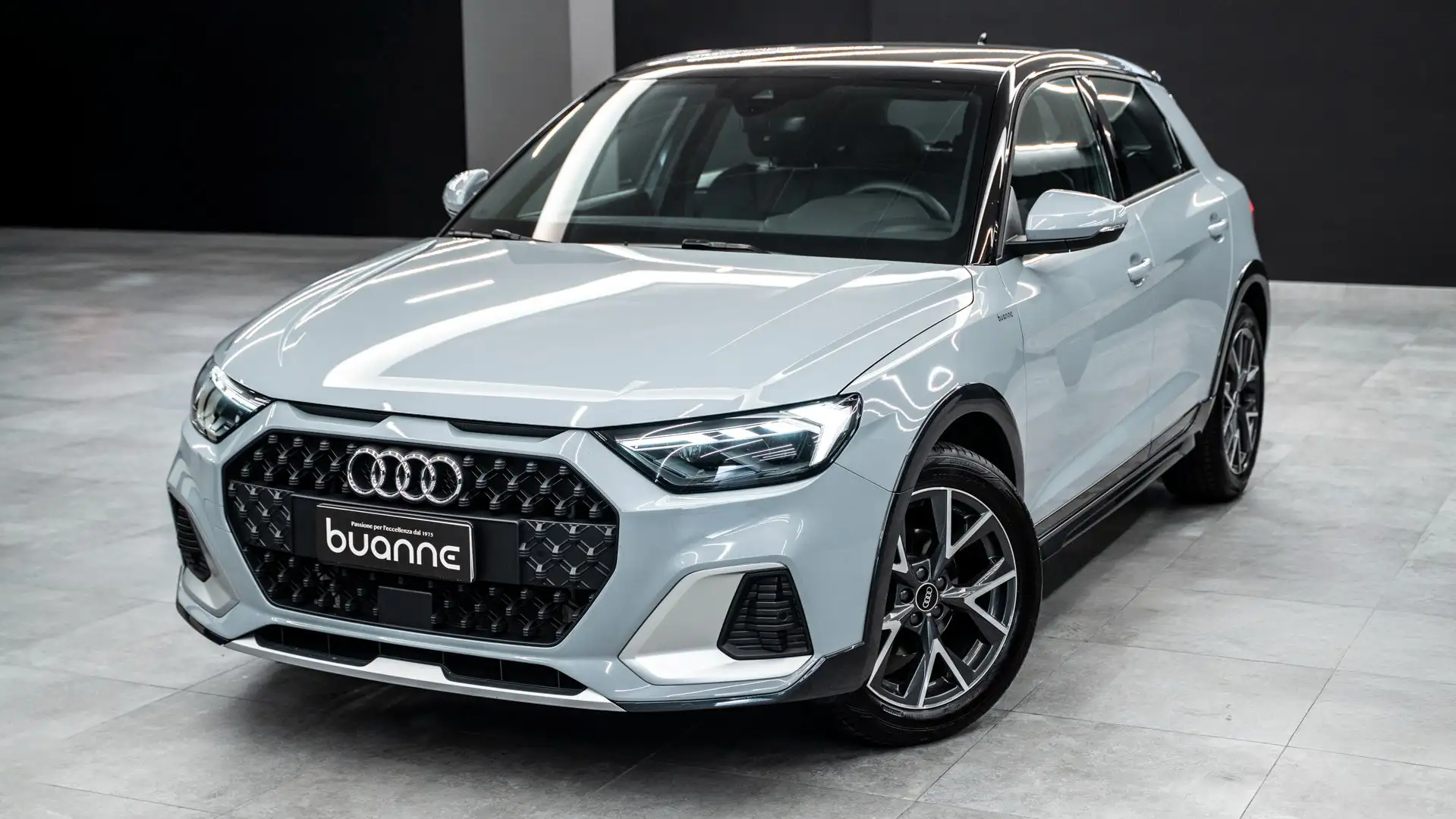 Audi A1 Allstreet 110cv S Tronic S Line Interno Italy Km C Gris - 1