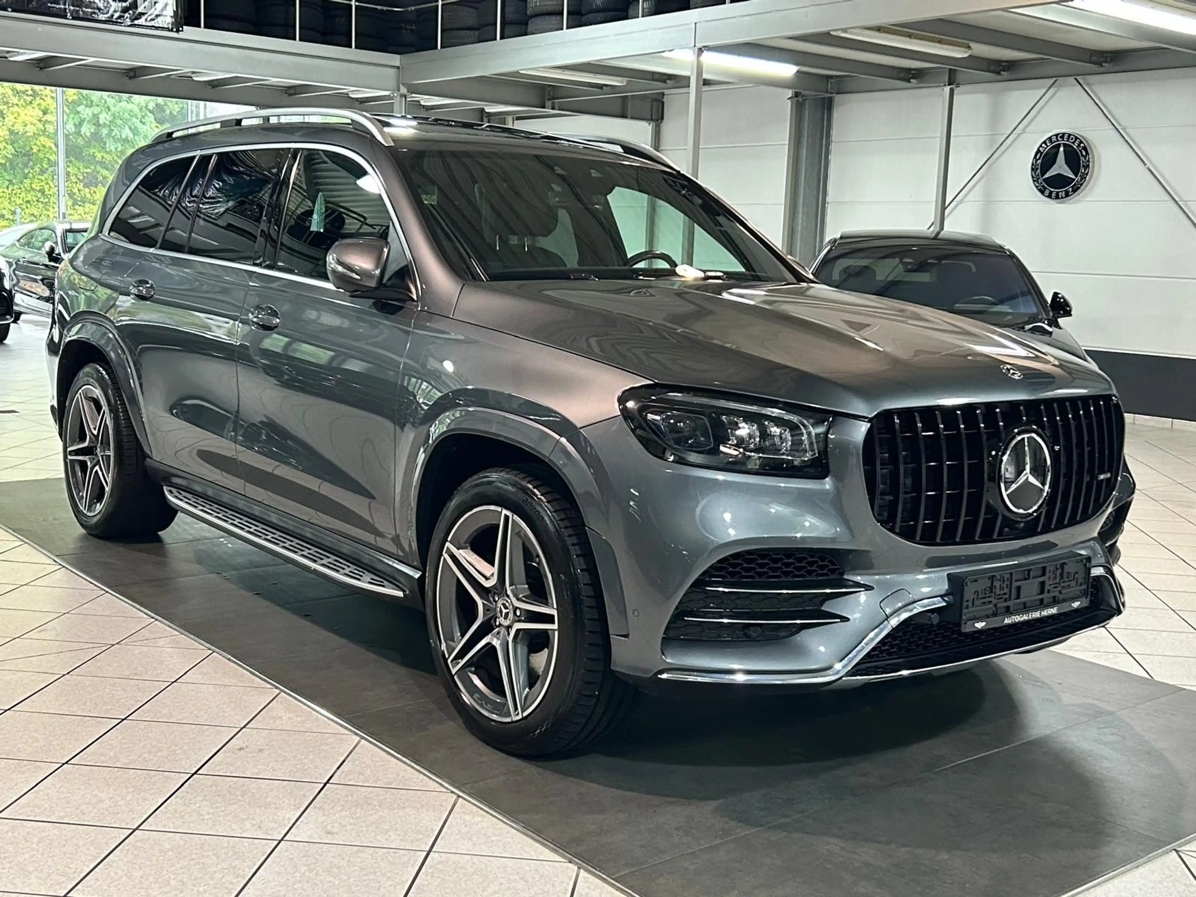 Mercedes-Benz GLS 400 d 4M* AMG LINE*LEDER*HUD*BURM*DISTR*STHZ — photo 3
