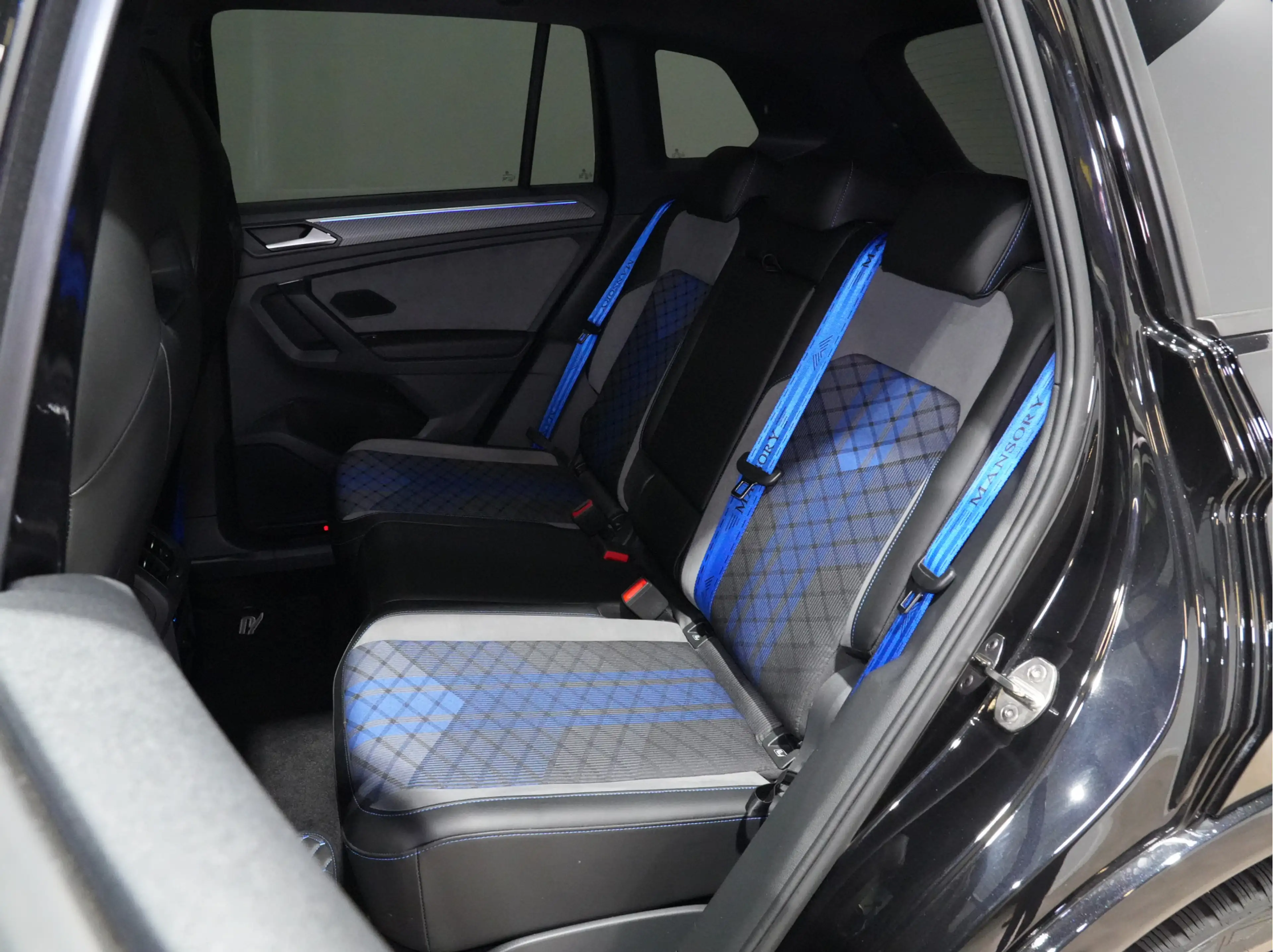 Volkswagen Tiguan 2.0 TSI R 75 320 pk Edition 4Motion Panoramadak Ma — photo 10