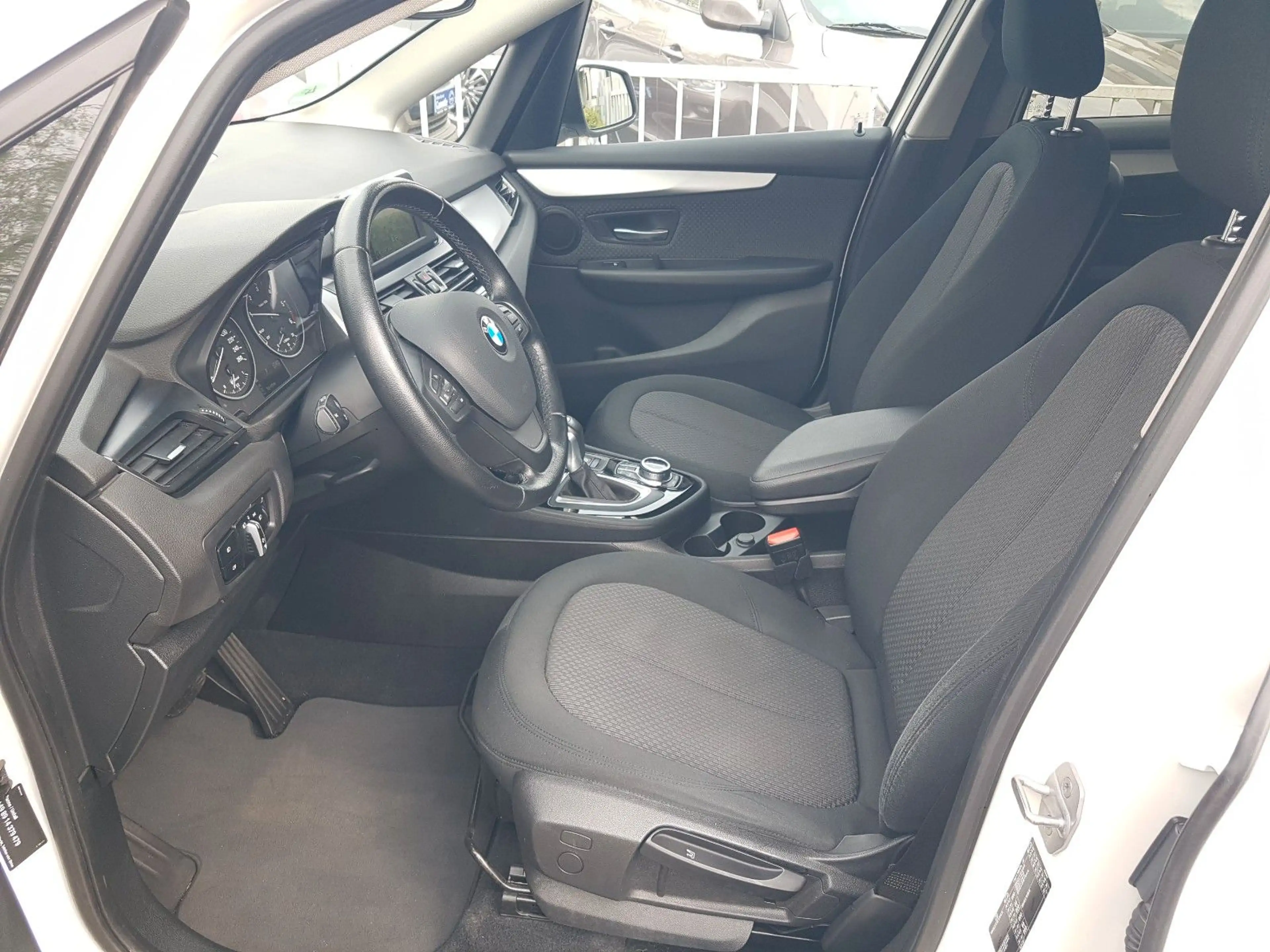 BMW 216 Advantage Navi 17"Alu Sitzhzg — photo 10
