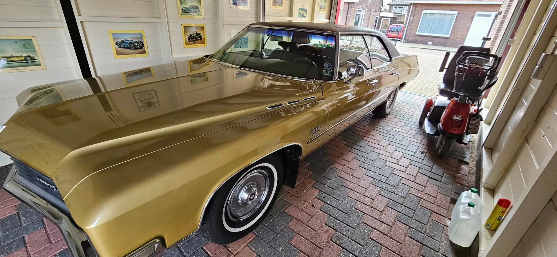 Buick Le Sabre Le Sabre 4 deurs hard top Zlatna - 1