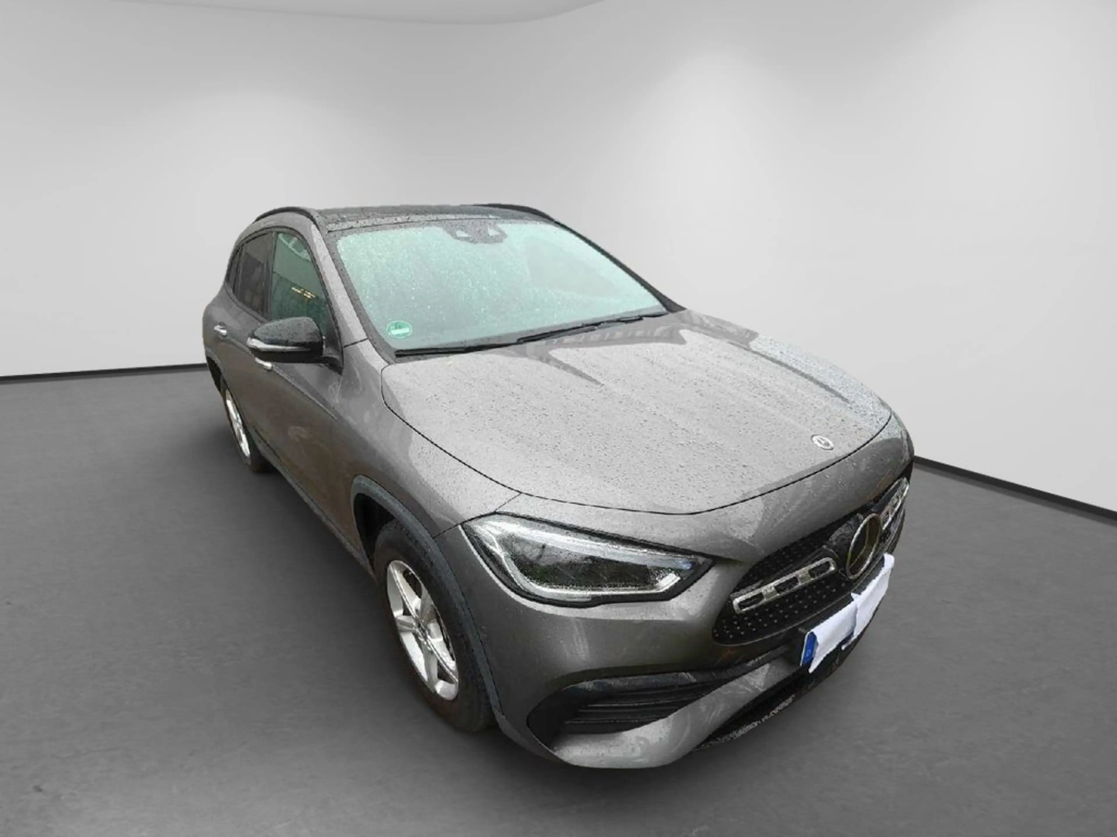 Mercedes-Benz GLA 250 e AMG Line AHK Pano S-Dach SpoSi ACC HuD — photo 2