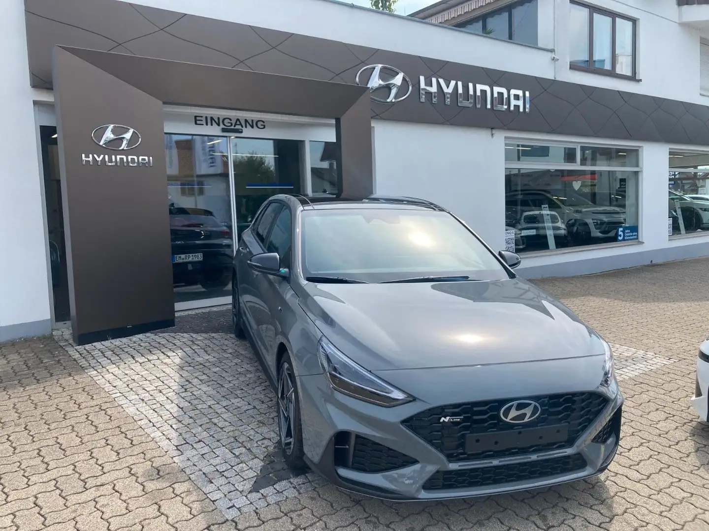 Hyundai i30 FL1.5T-GDI Hybrid140PS N-Line+Sitz-Paket+Pano Grau - 1