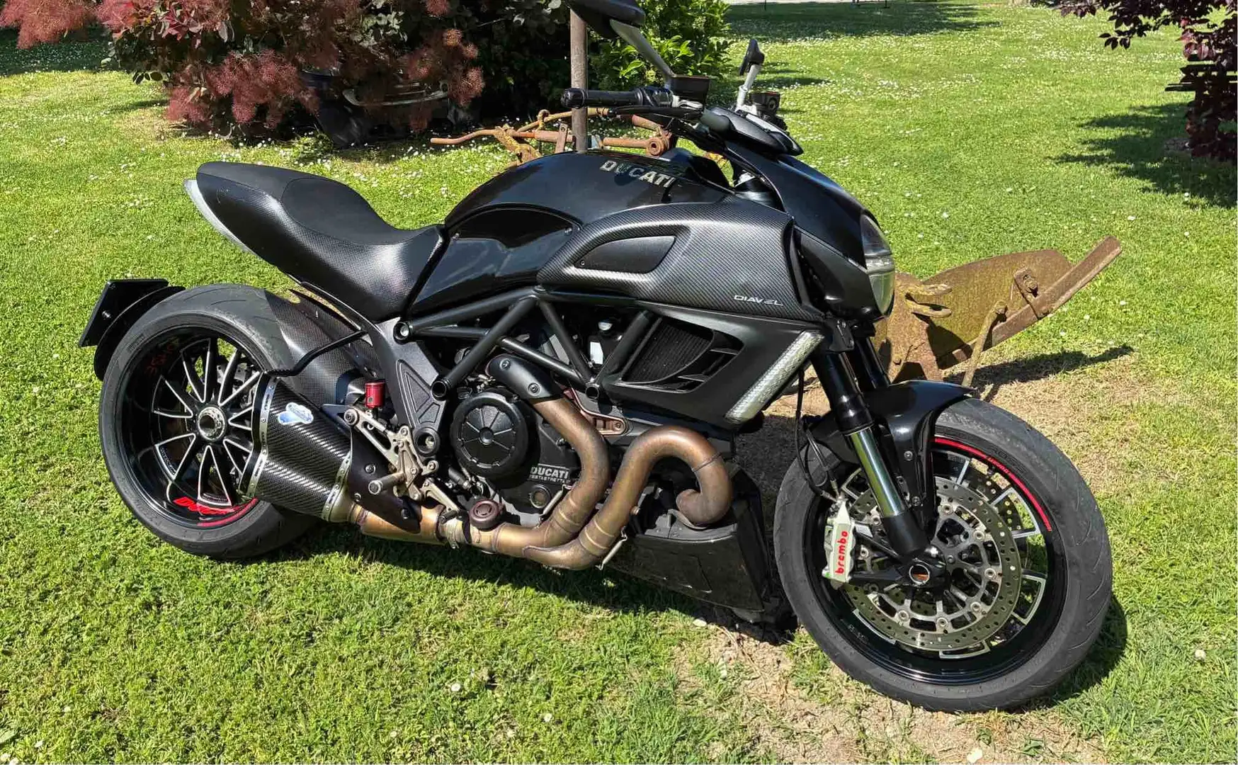 Ducati Diavel carbon abs permuta hypermotard - 1
