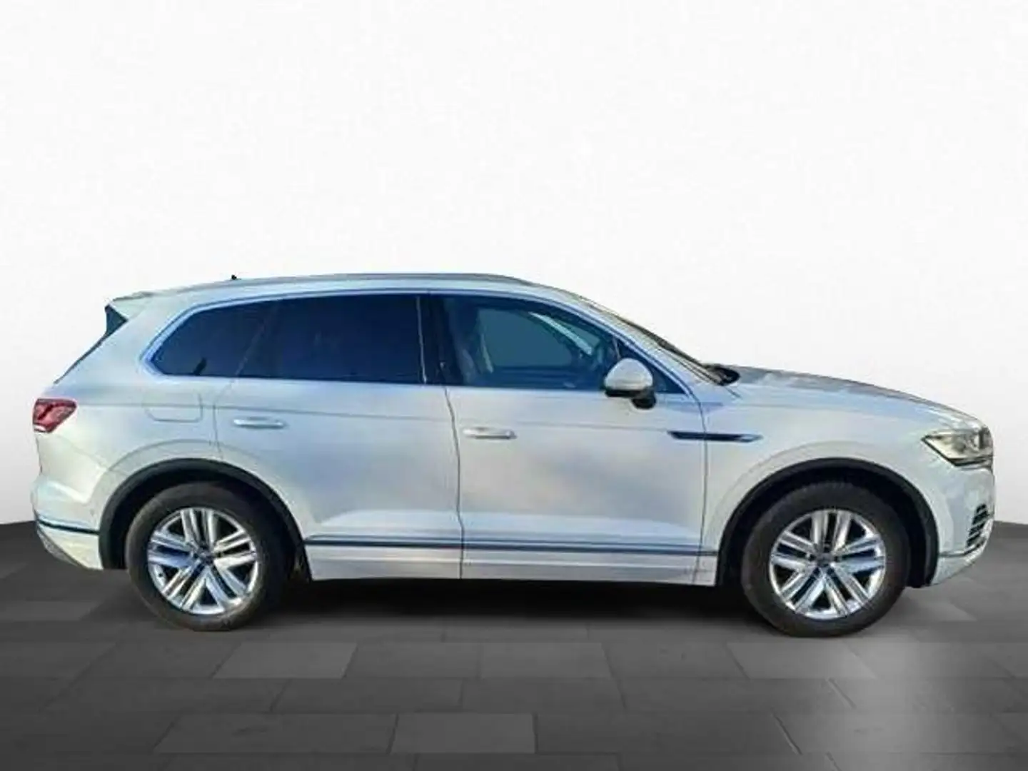 Volkswagen Touareg 3.0 TDI V6 4MOTION AHK KAM LED ACC Weiß - 2