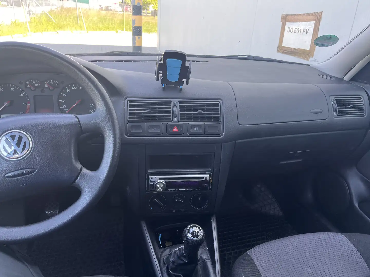 Volkswagen Golf - 1