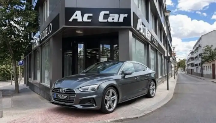 Audi A5 Coupé 40 TFSI Advanced 6 vel. 2023