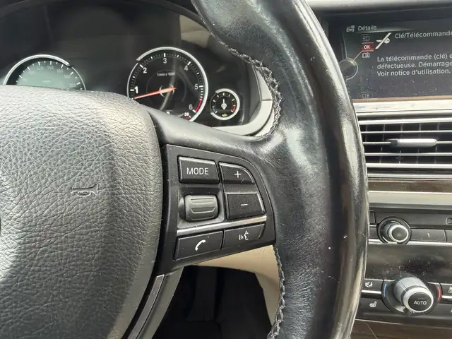 BMW 7 Series view 16