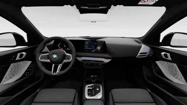 BMW 1 Series view 10