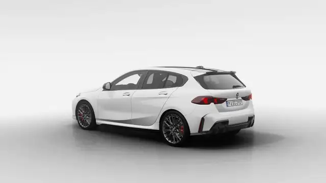 BMW 1 Series view 2