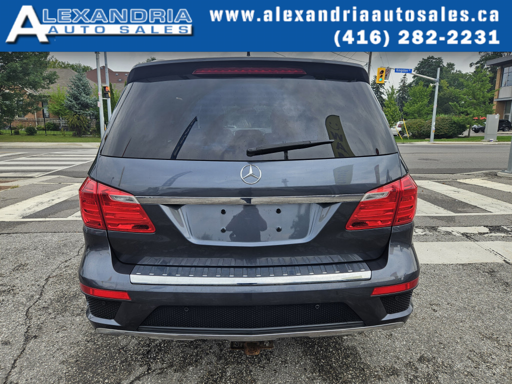 2015 Mercedes-Benz GL-Class Base GL 350 BlueTEC 4dr All-wheel Drive 4MATIC Aut — снимка 1