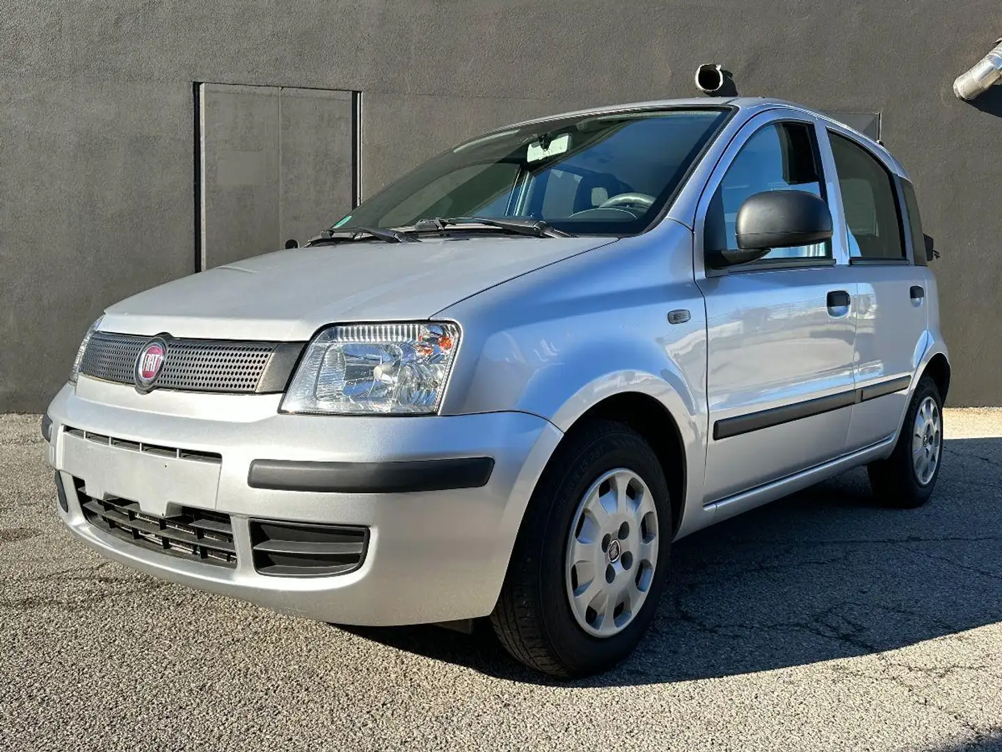 Fiat Panda 1.2 Classic Gris - 2