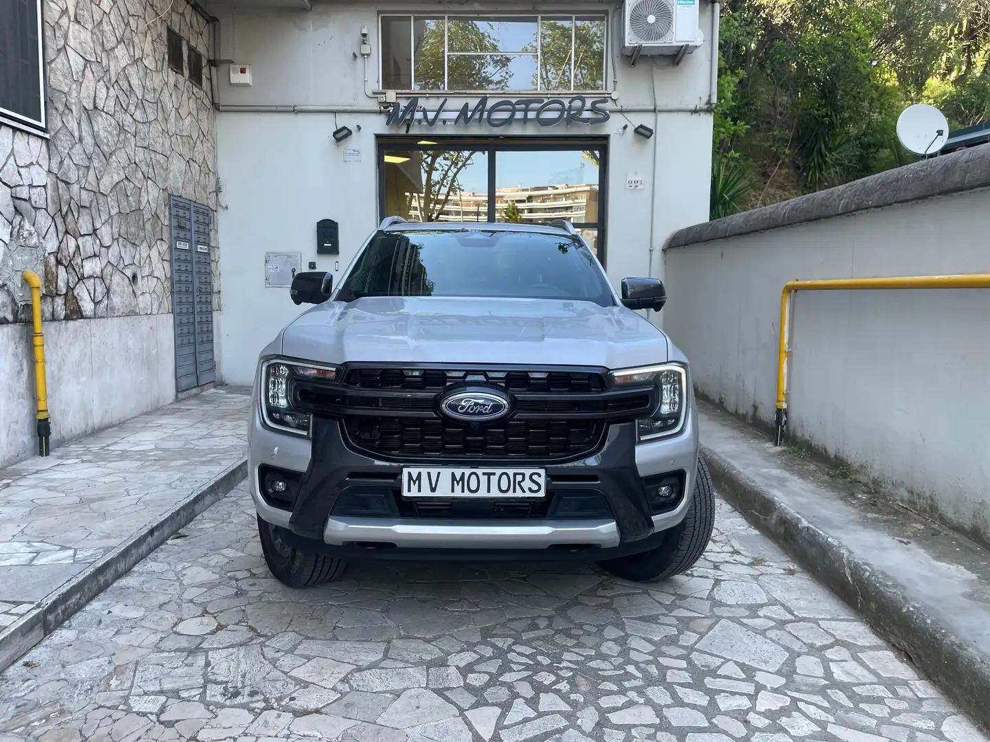 Ford Ranger 2.0 ecoblue doppia cabina Wildtrak awd 205cv auto Argento - 2