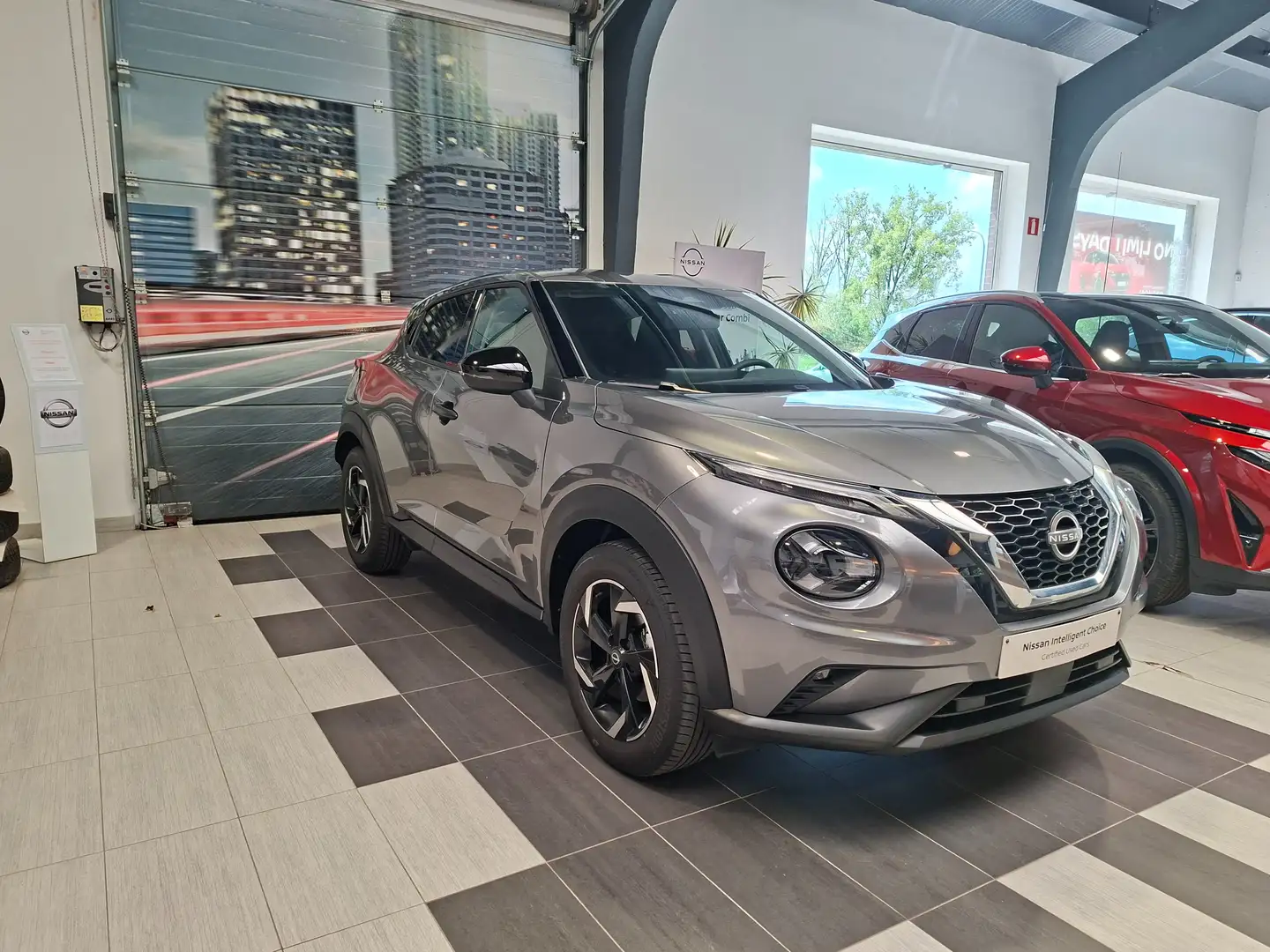 Nissan Juke Acenta look pack Grijs - 2