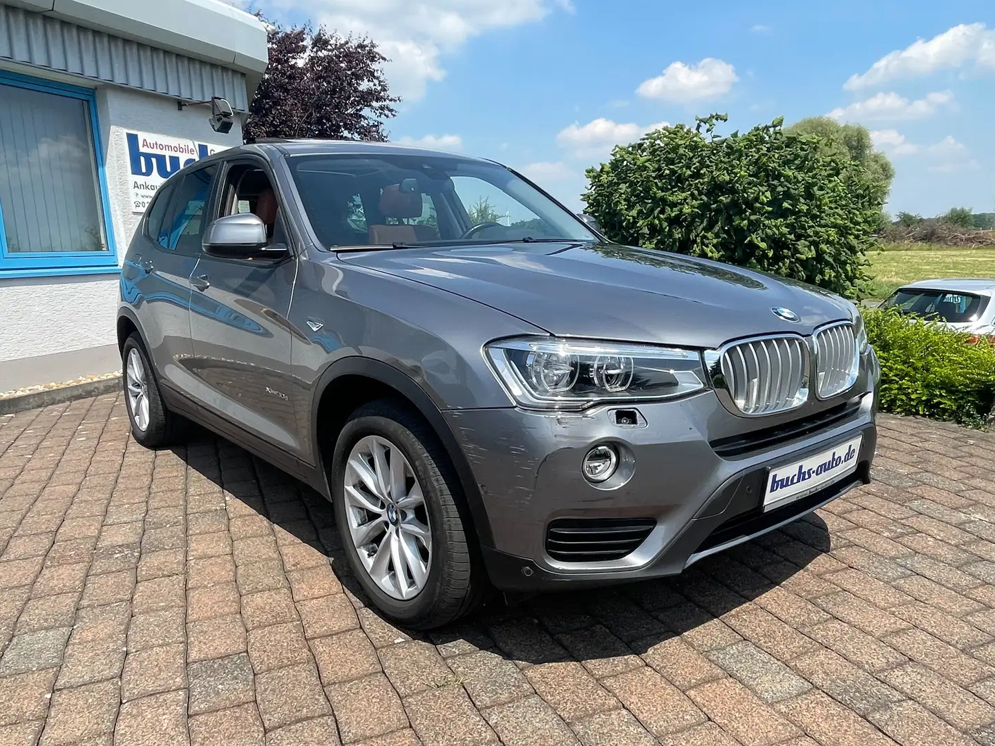 BMW X3 xDrive 30d Advantage AHK Standheiz. LED HUD Pano Gris - 1