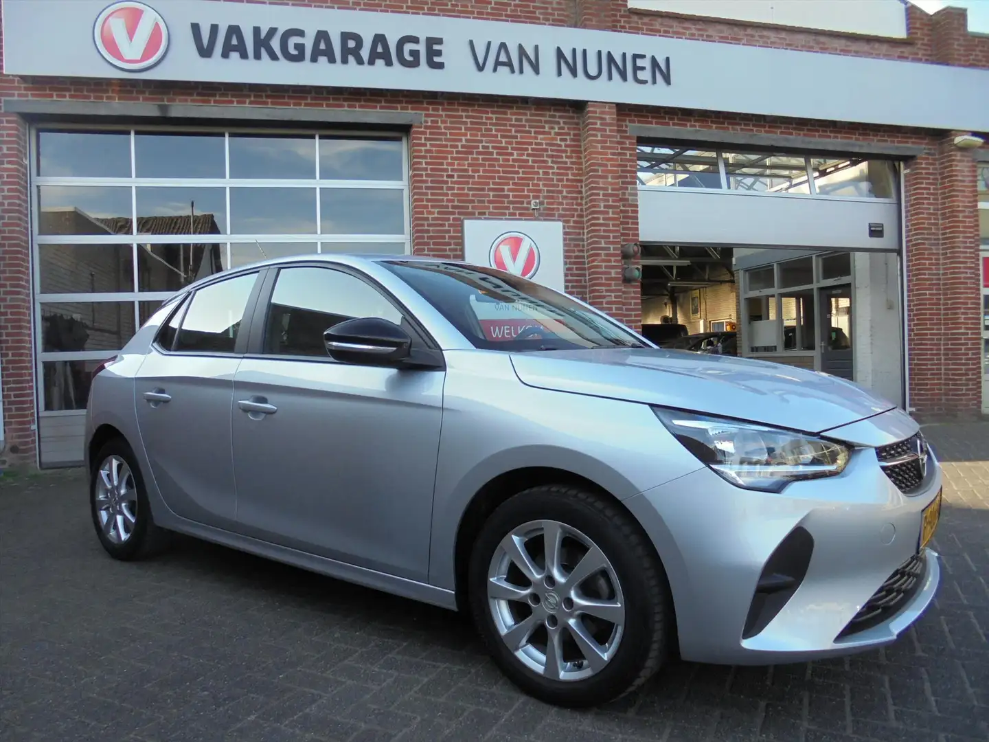 Opel Corsa 1.2 75pk Edition||Airco||Navi||LMV||Apple||Rijklaa Argent - 1