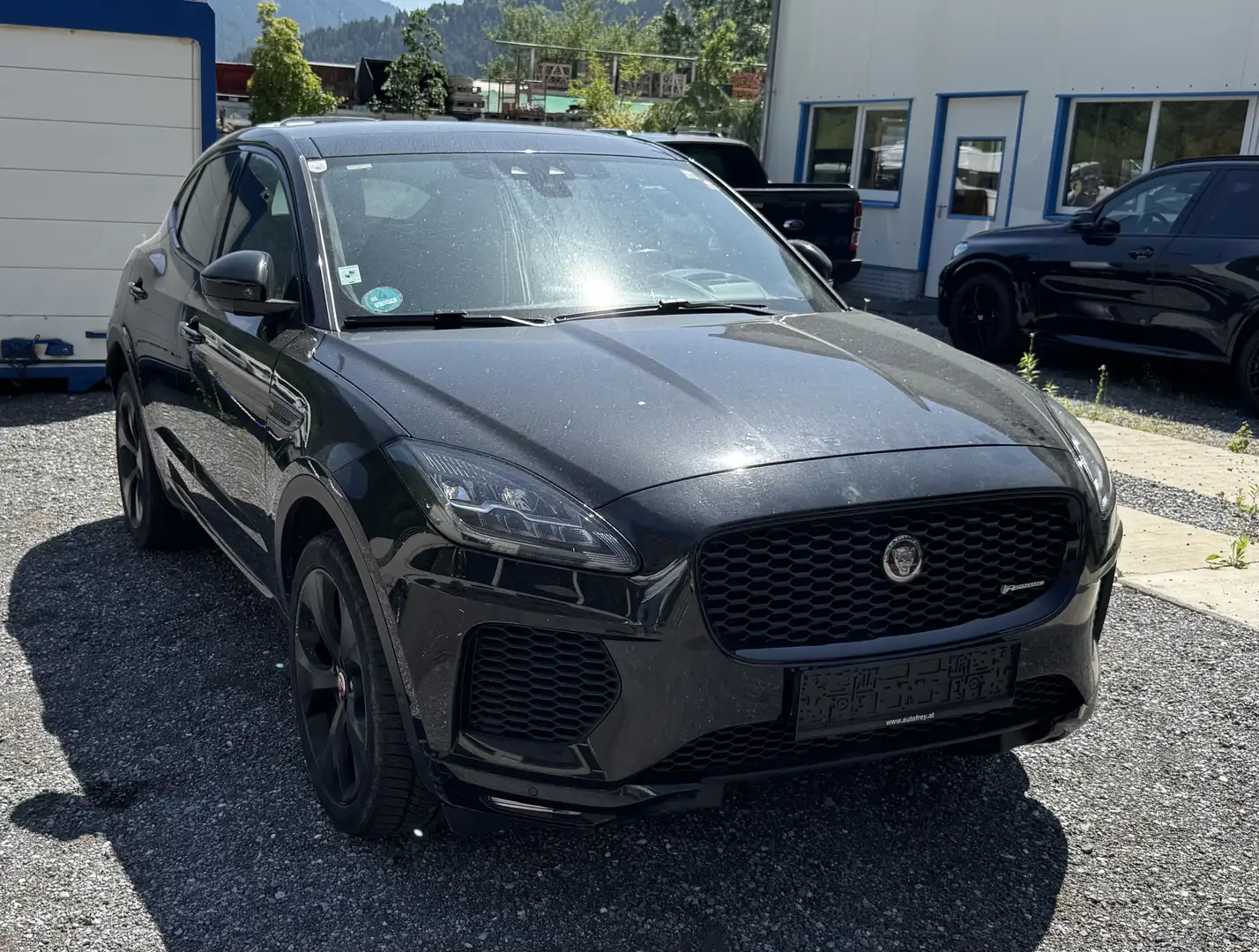 Jaguar E-Pace 2.0DI4 D180 First Edition AWD Aut. - 1