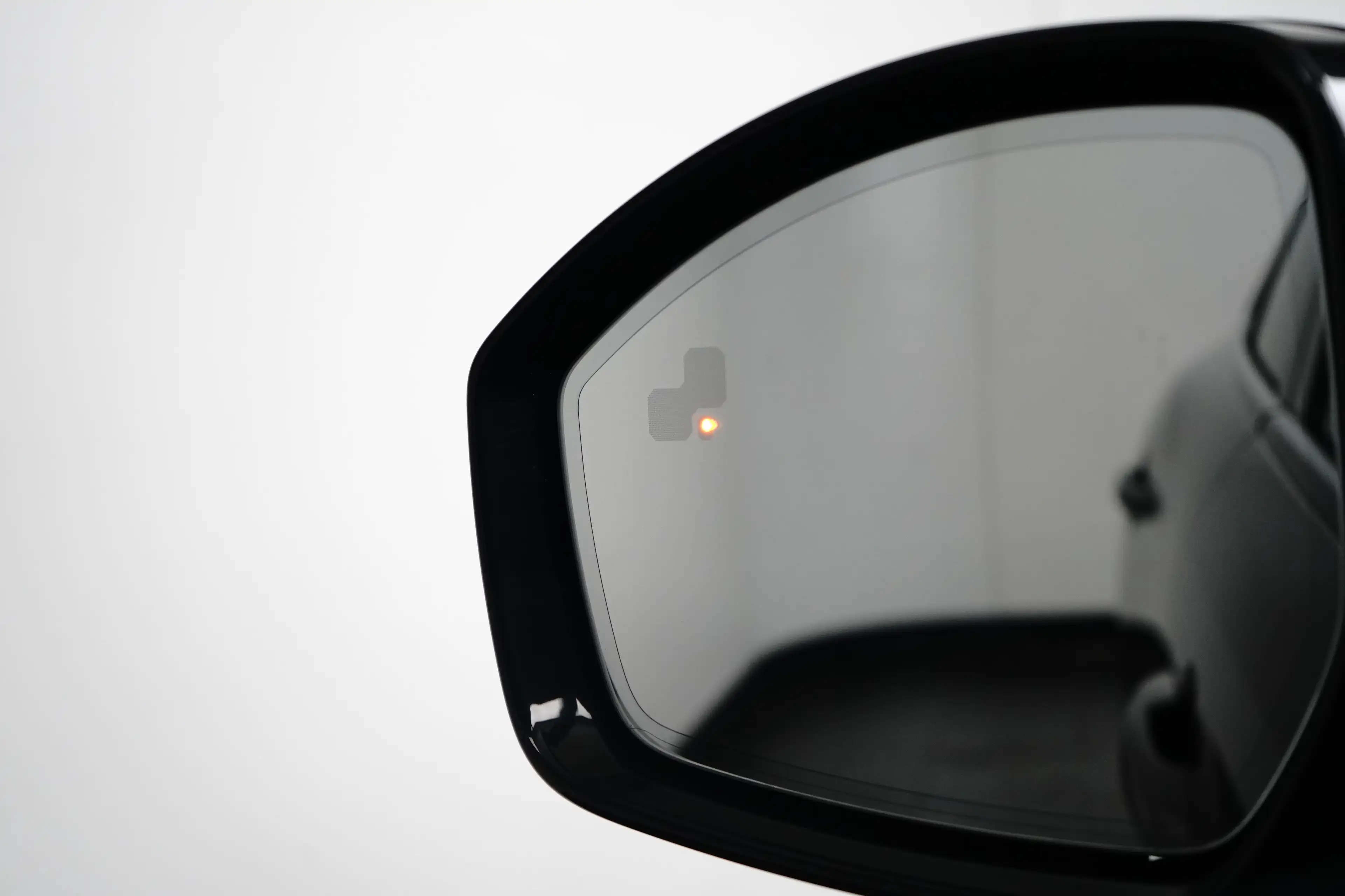Jaguar F-Pace 2.0 P400e PHEV R-Dynamic HSE l Schaalstoelen l Mer — photo 7