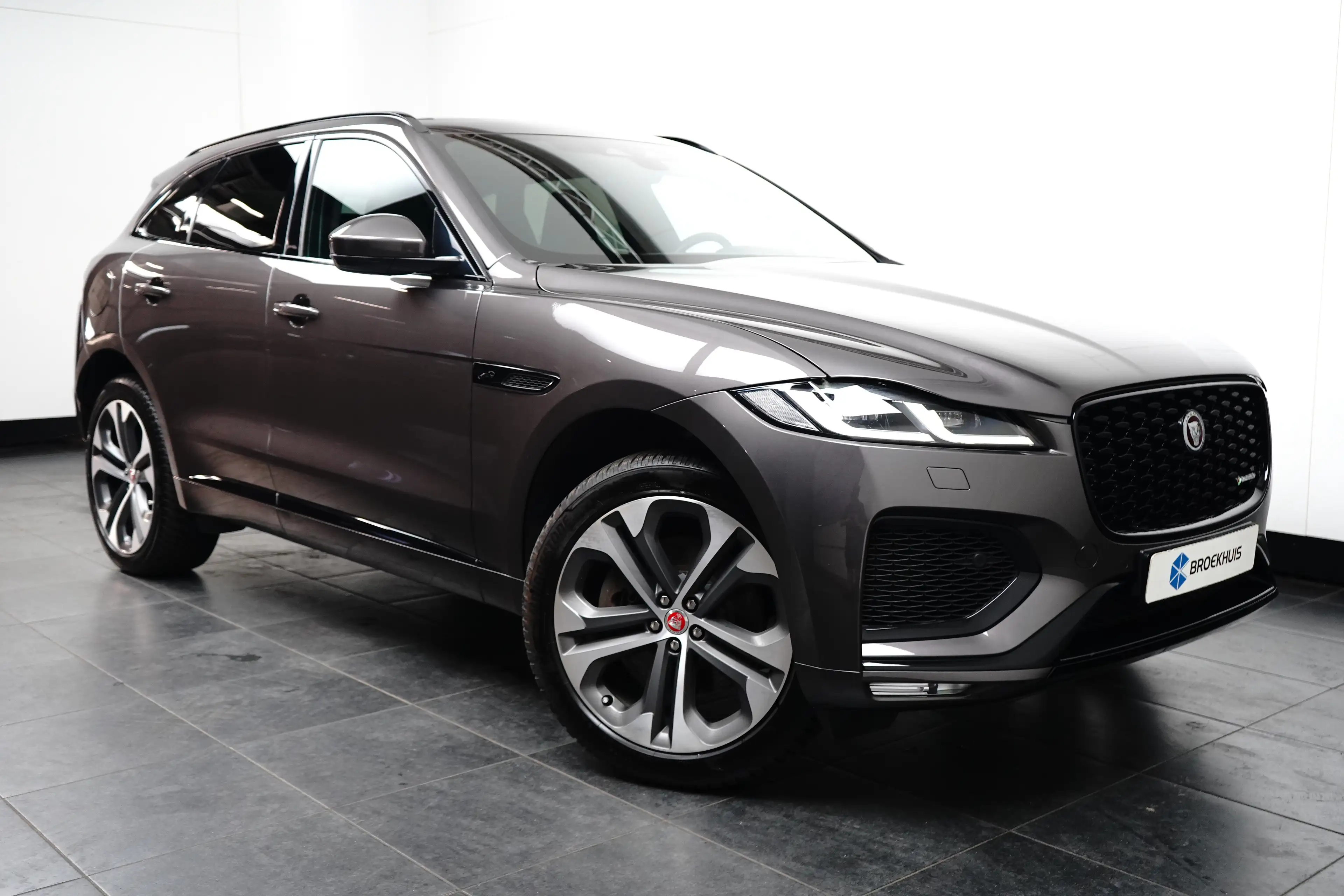 Jaguar F-Pace 2.0 P400e PHEV R-Dynamic HSE l Schaalstoelen l Mer — photo 3