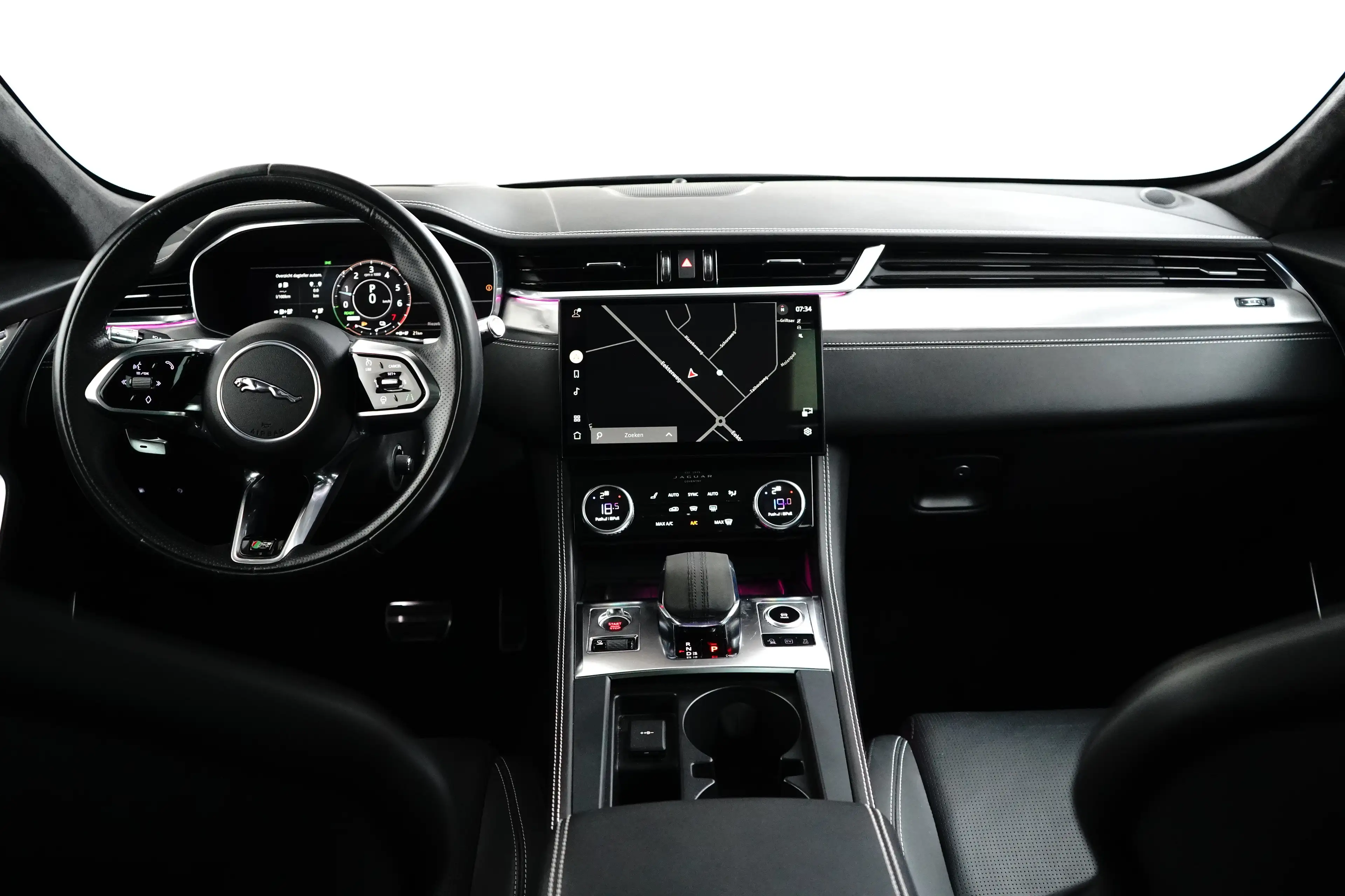 Jaguar F-Pace 2.0 P400e PHEV R-Dynamic HSE l Schaalstoelen l Mer — photo 12