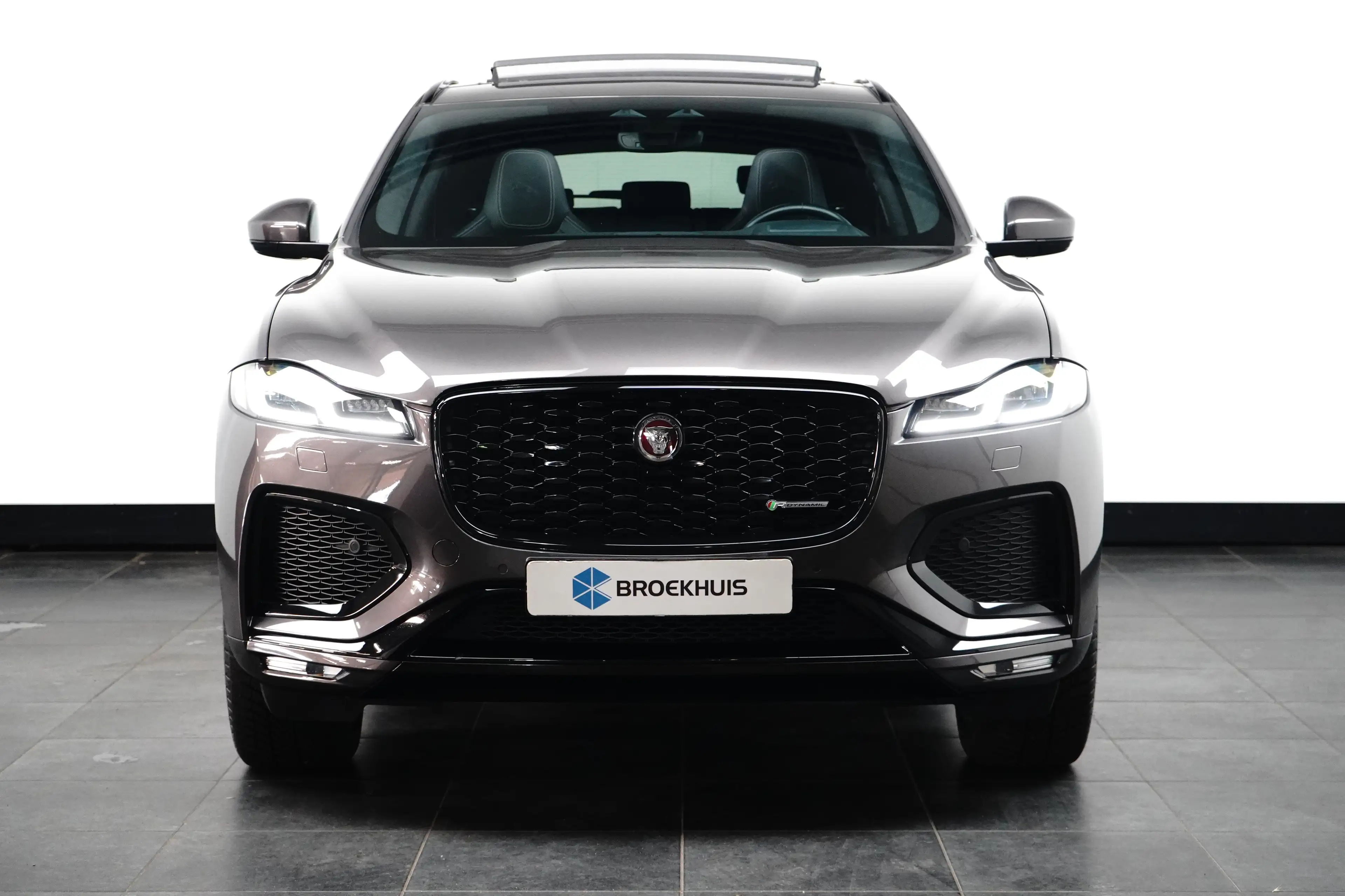 Jaguar F-Pace 2.0 P400e PHEV R-Dynamic HSE l Schaalstoelen l Mer — photo 2