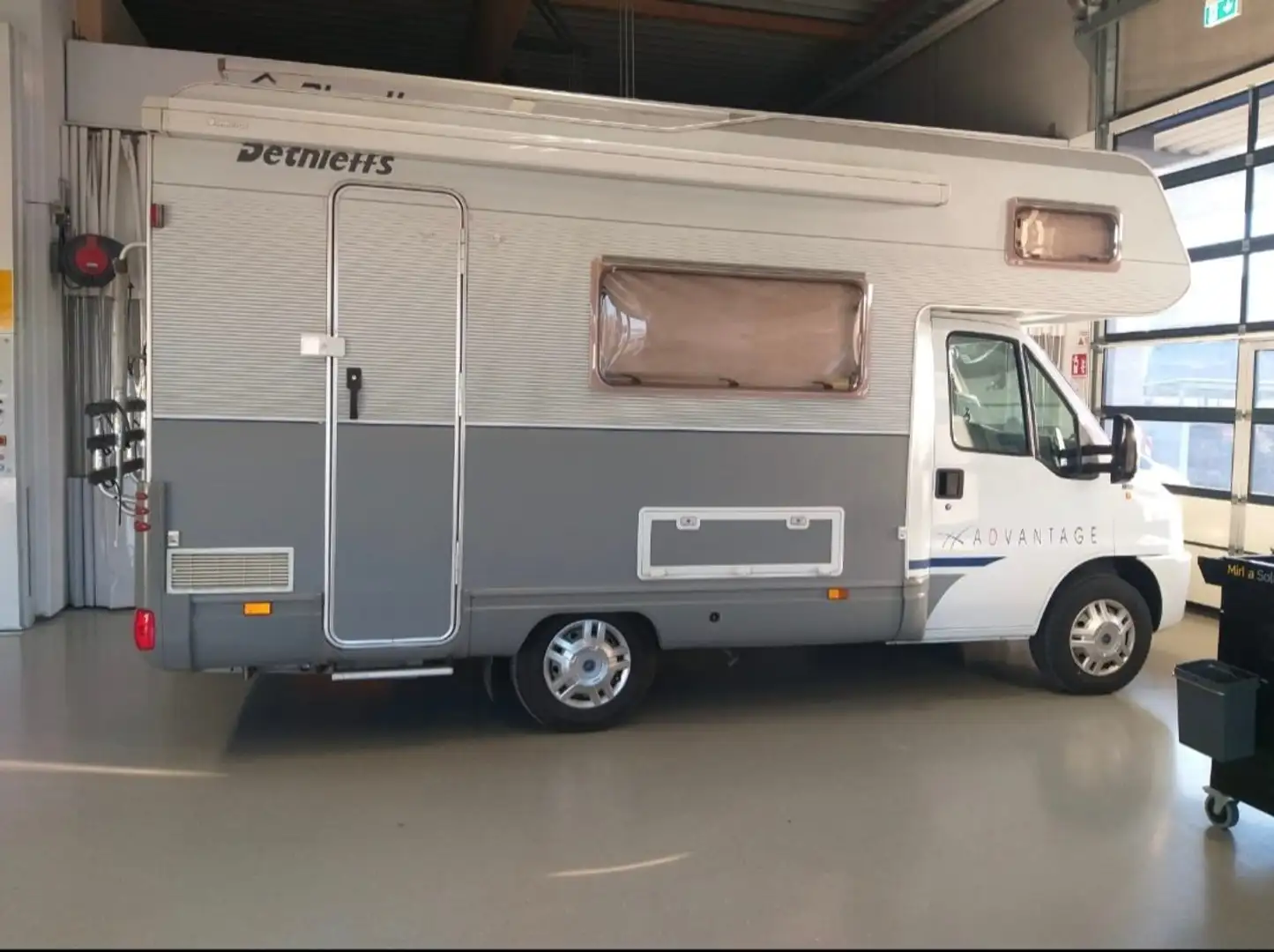 Fiat Ducato Fiat Ducato Dethleffs Advantage Wohnmobil Grau - 1