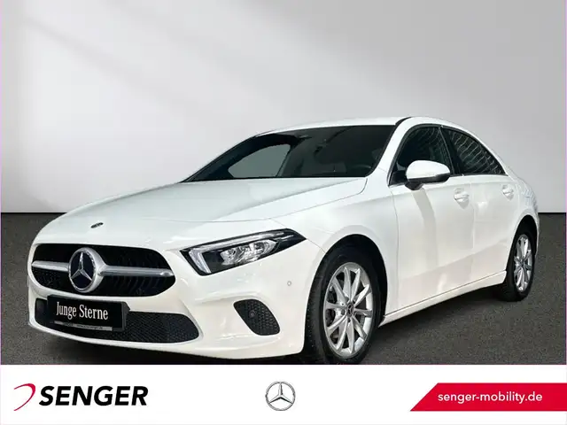 Mercedes-Benz A 180 d Limousine Progressive MBUX Business LED