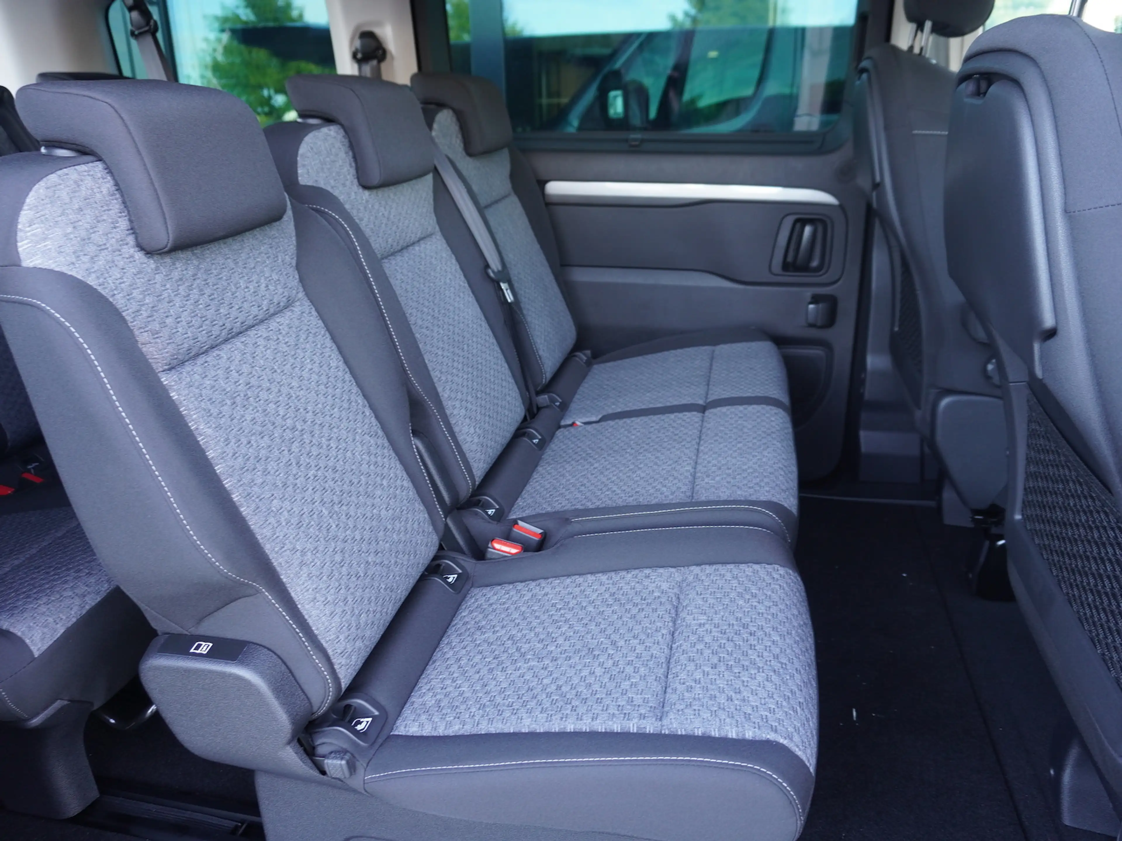 Fiat Ulysse 2.2 180 AT 8-Sitzer / AHK + Winter-Paket — photo 10