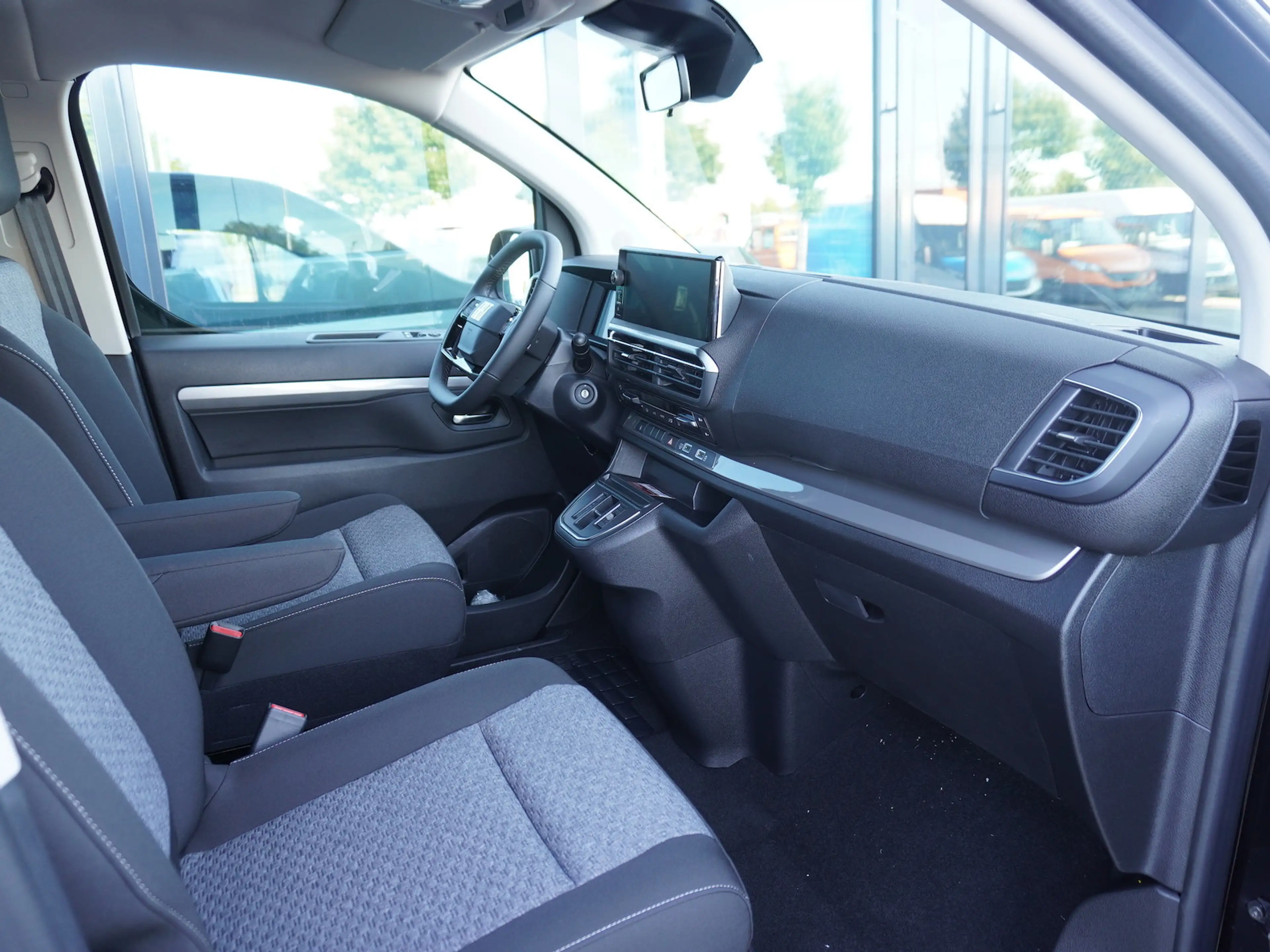 Fiat Ulysse 2.2 180 AT 8-Sitzer / AHK + Winter-Paket — photo 15