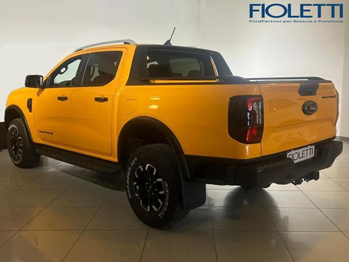 Ford Ranger 2.0 ECOBLUE aut. 205 CV DC Wildtrak X 5 posti Arancione - 2