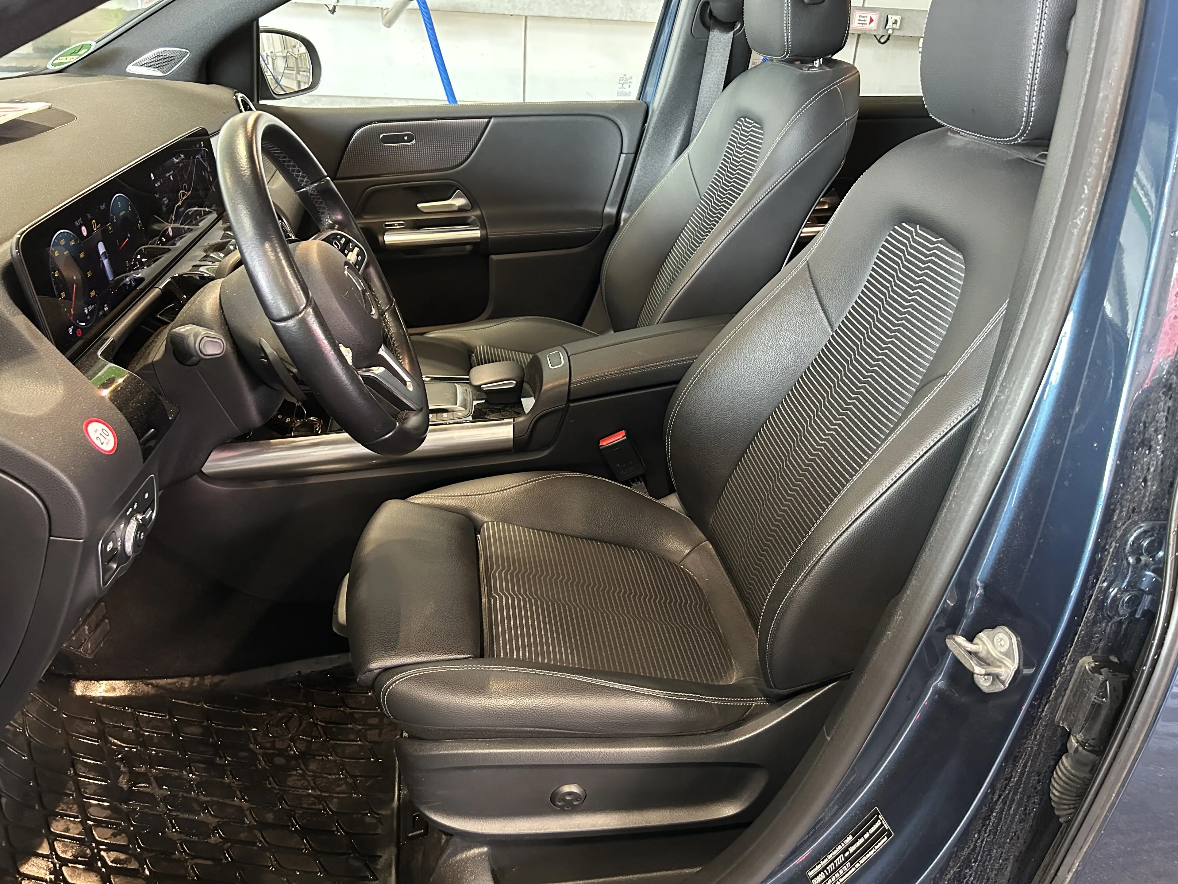 Mercedes-Benz B 220 CDi Head-Up- LED- Memory — photo 12