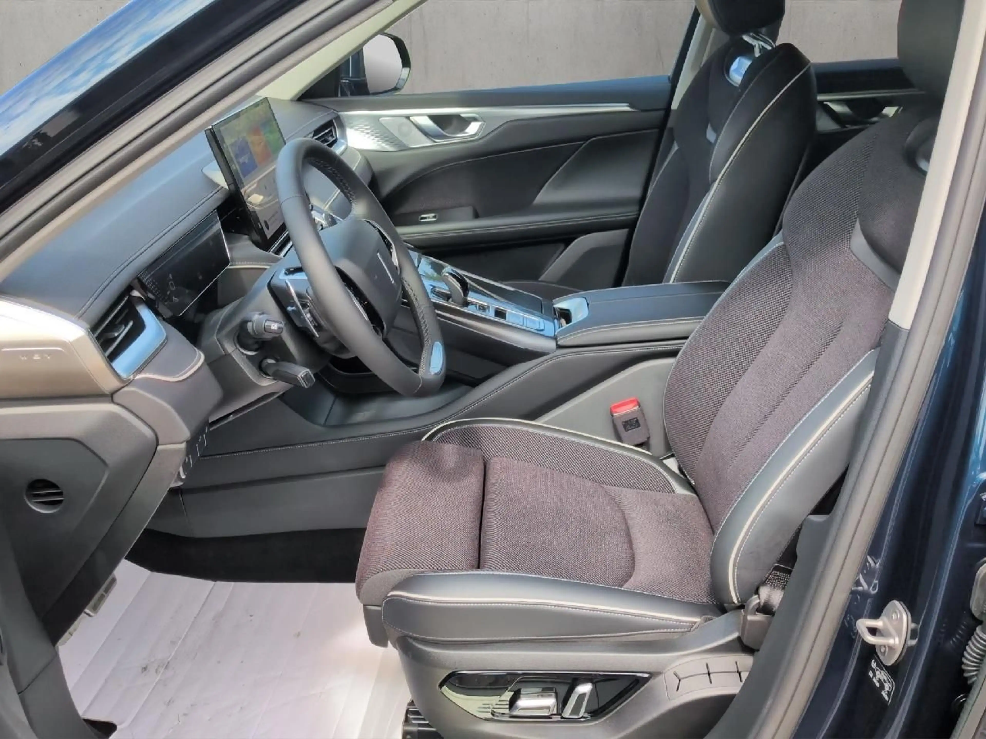 GWM WEY 05 2.0 PHEV 350 kW AWD Premium — photo 8