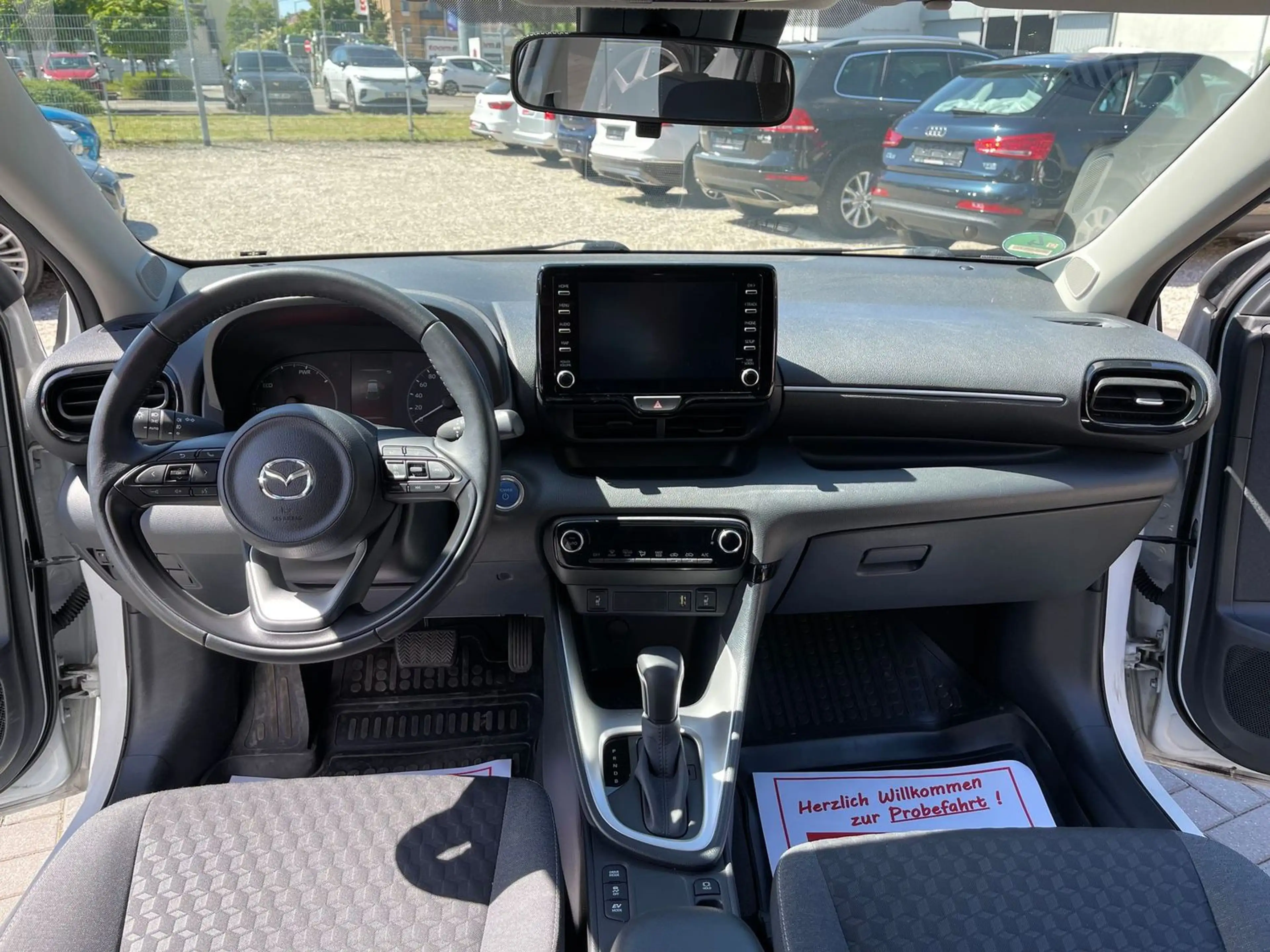 Mazda 2 Agile/Tempomat/Bluetooth/DAB/WIFI/Kamera/ — photo 9