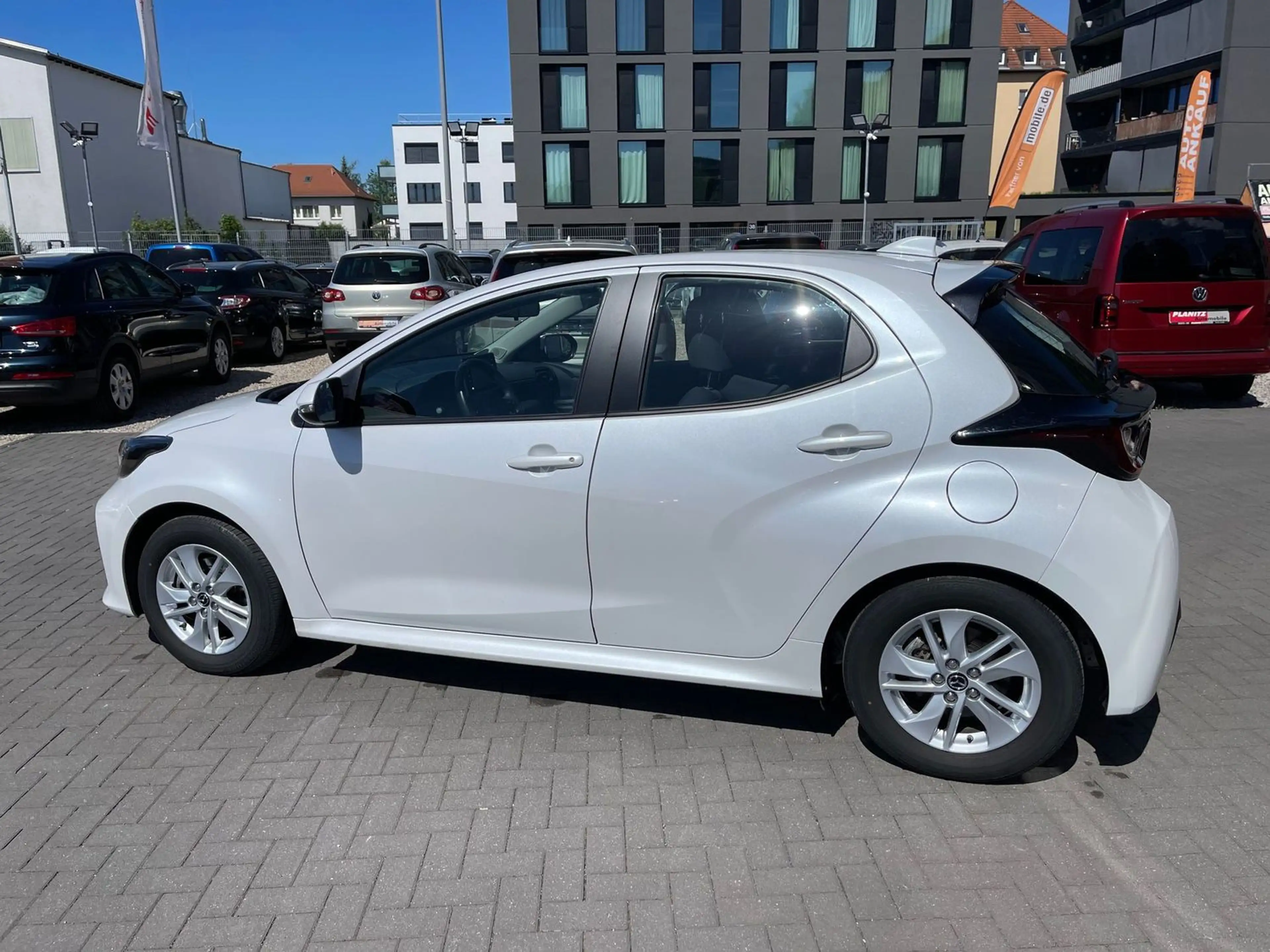 Mazda 2 Agile/Tempomat/Bluetooth/DAB/WIFI/Kamera/ — photo 6