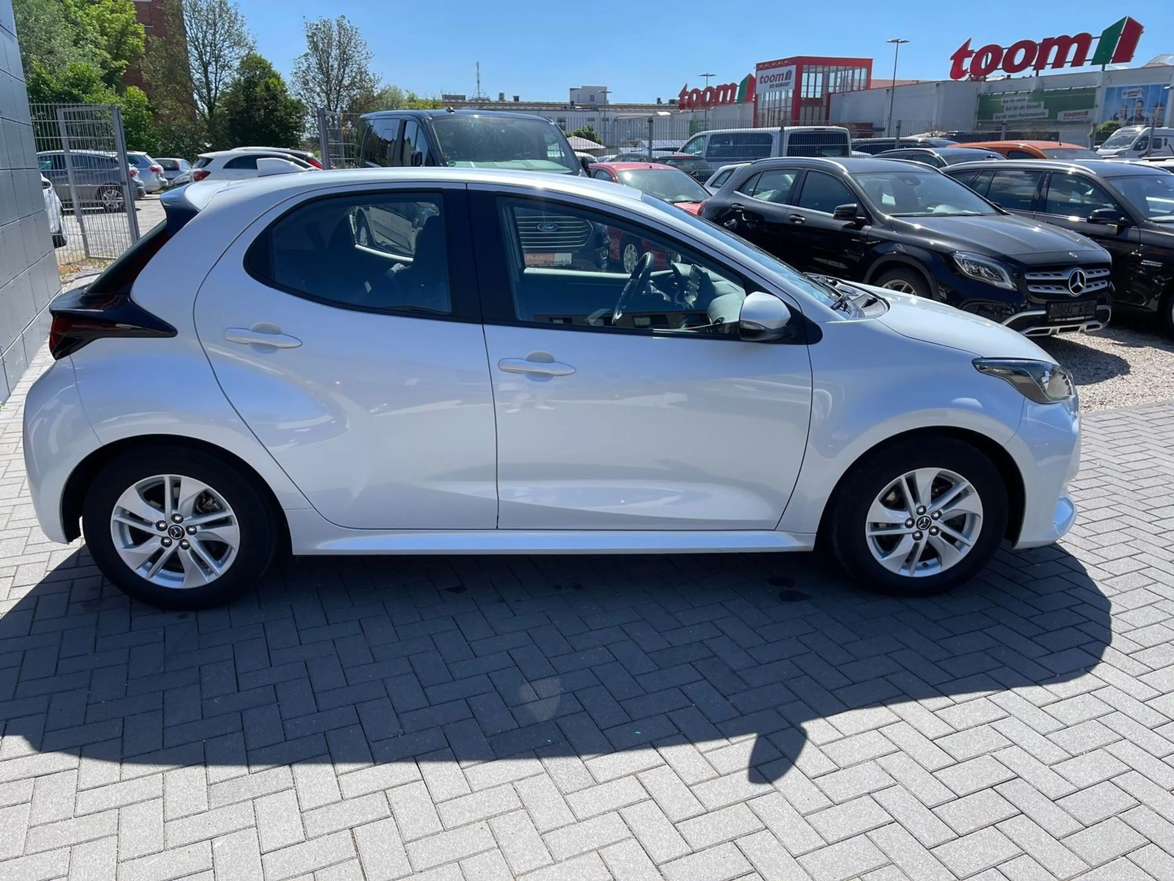 Mazda 2 Agile/Tempomat/Bluetooth/DAB/WIFI/Kamera/ — photo 4