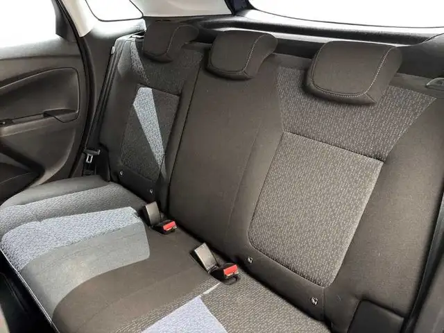 Opel Crossland view 9