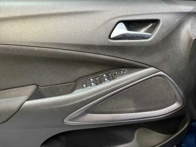 Opel Crossland view 10