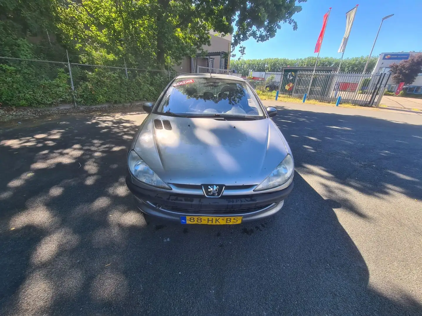 Peugeot 206 1.4 Gentry LEUKE AUTO ZO WEG PRIJSJE Grijs - 2