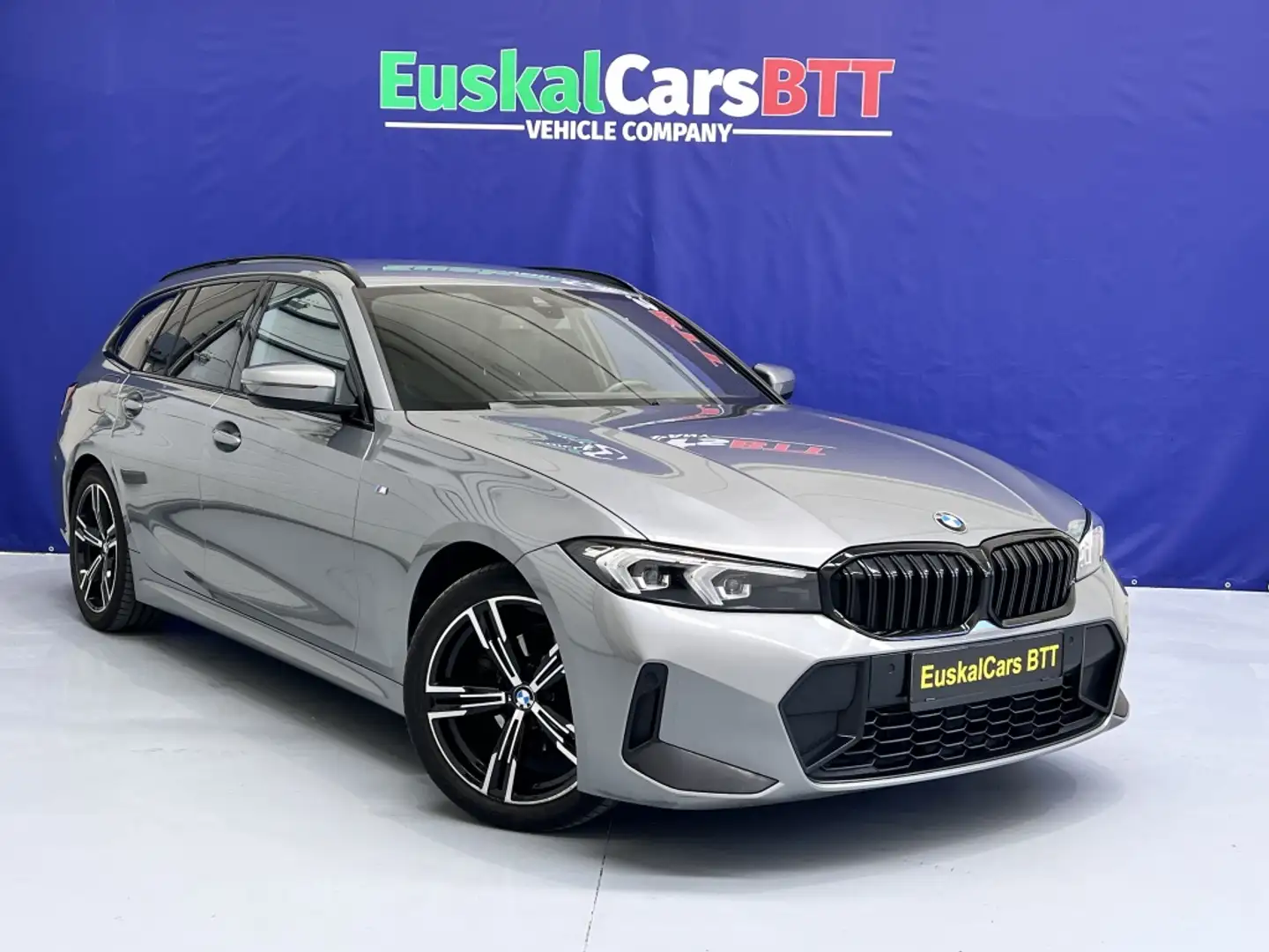 BMW BMW Serie 3 Familiar  Automático de 5 Puertas Gris - 2