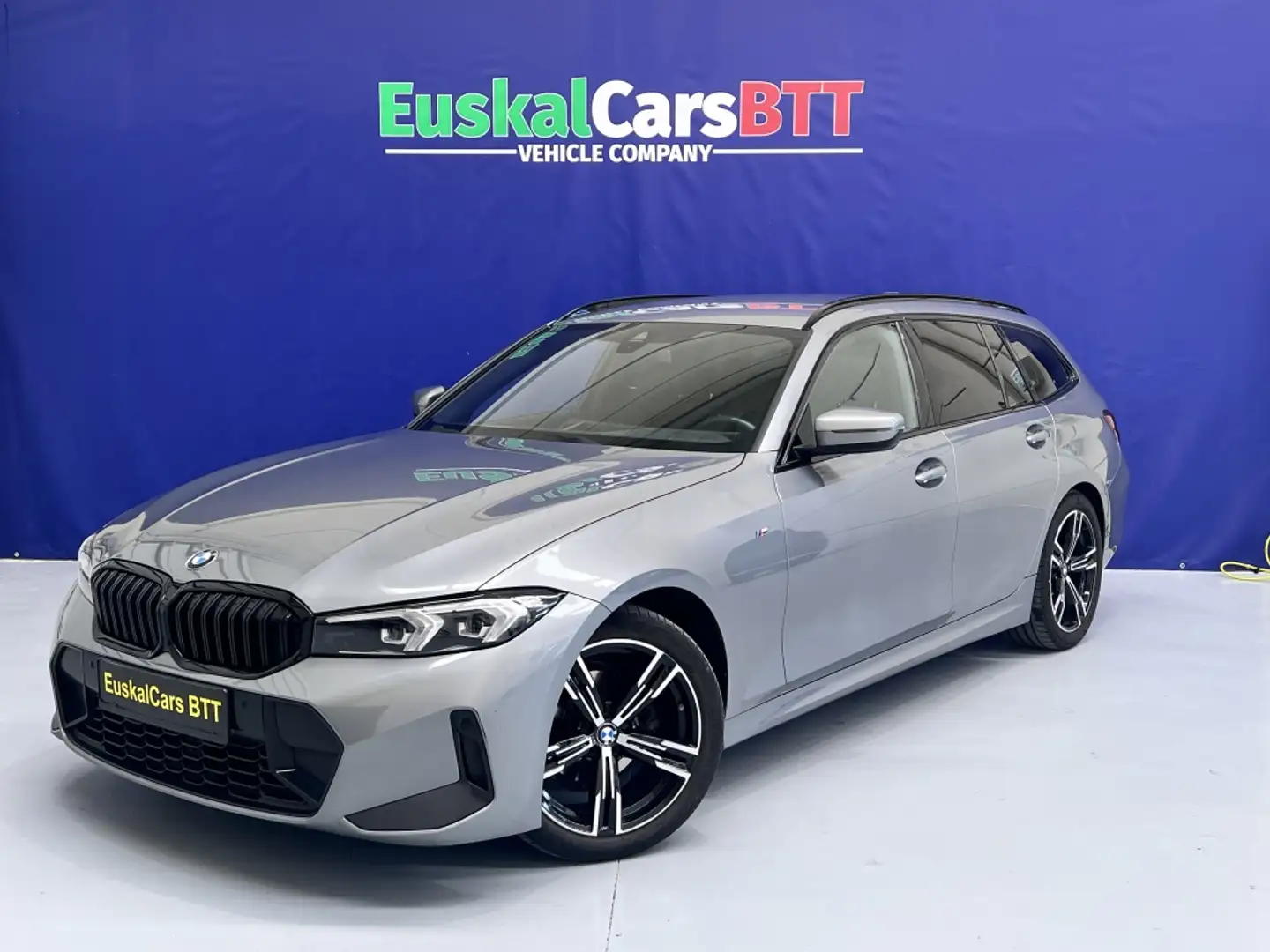 BMW BMW Serie 3 Familiar  Automático de 5 Puertas Gris - 1