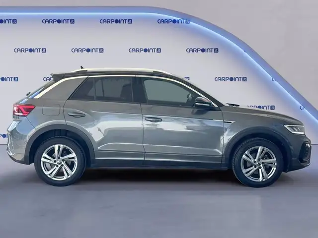 Volkswagen T-Roc view 6