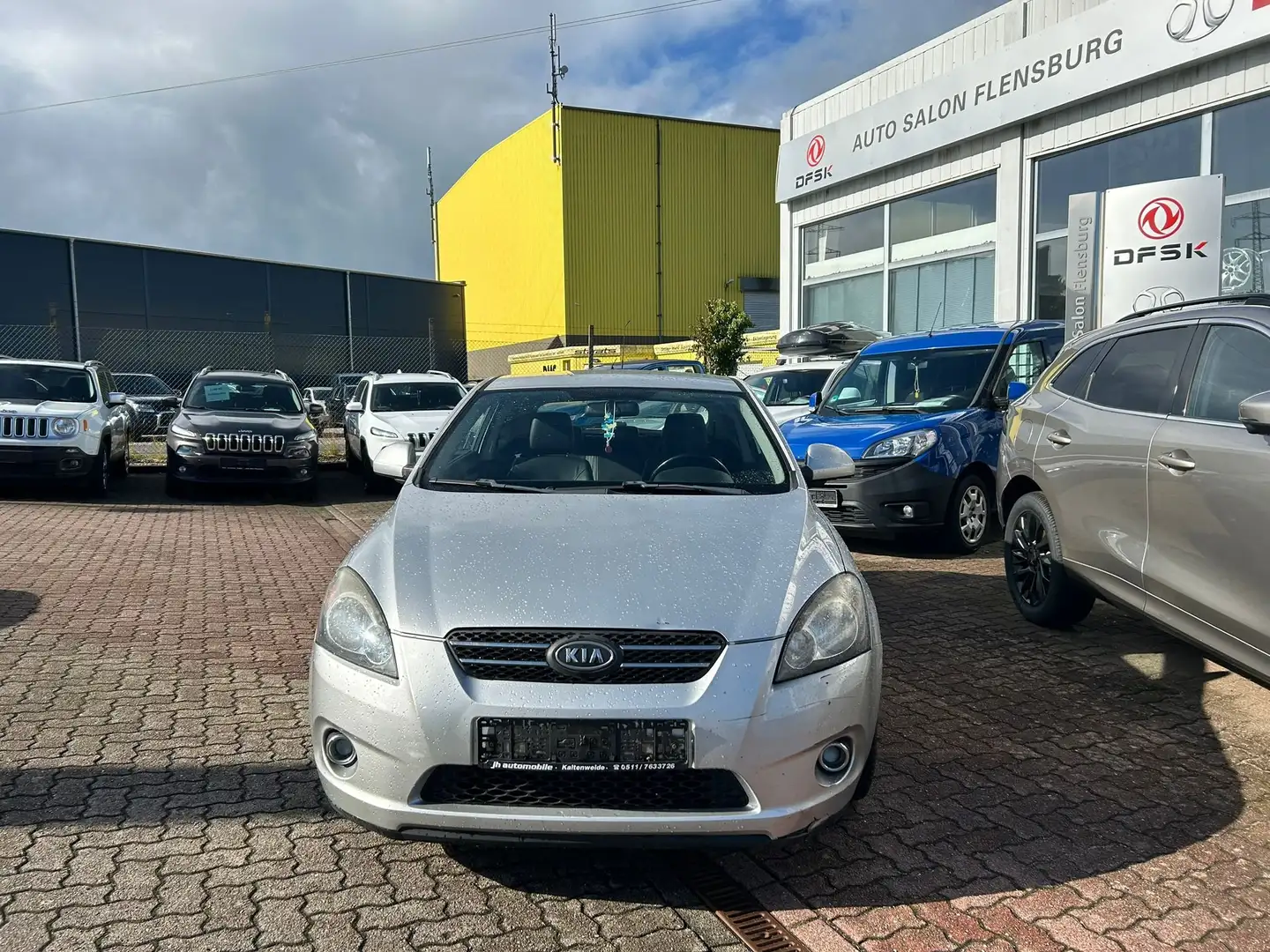 Kia Ceed / cee'd LX*TÜV 09.2025*Sitzheizung*Klima*AHK Grau - 2